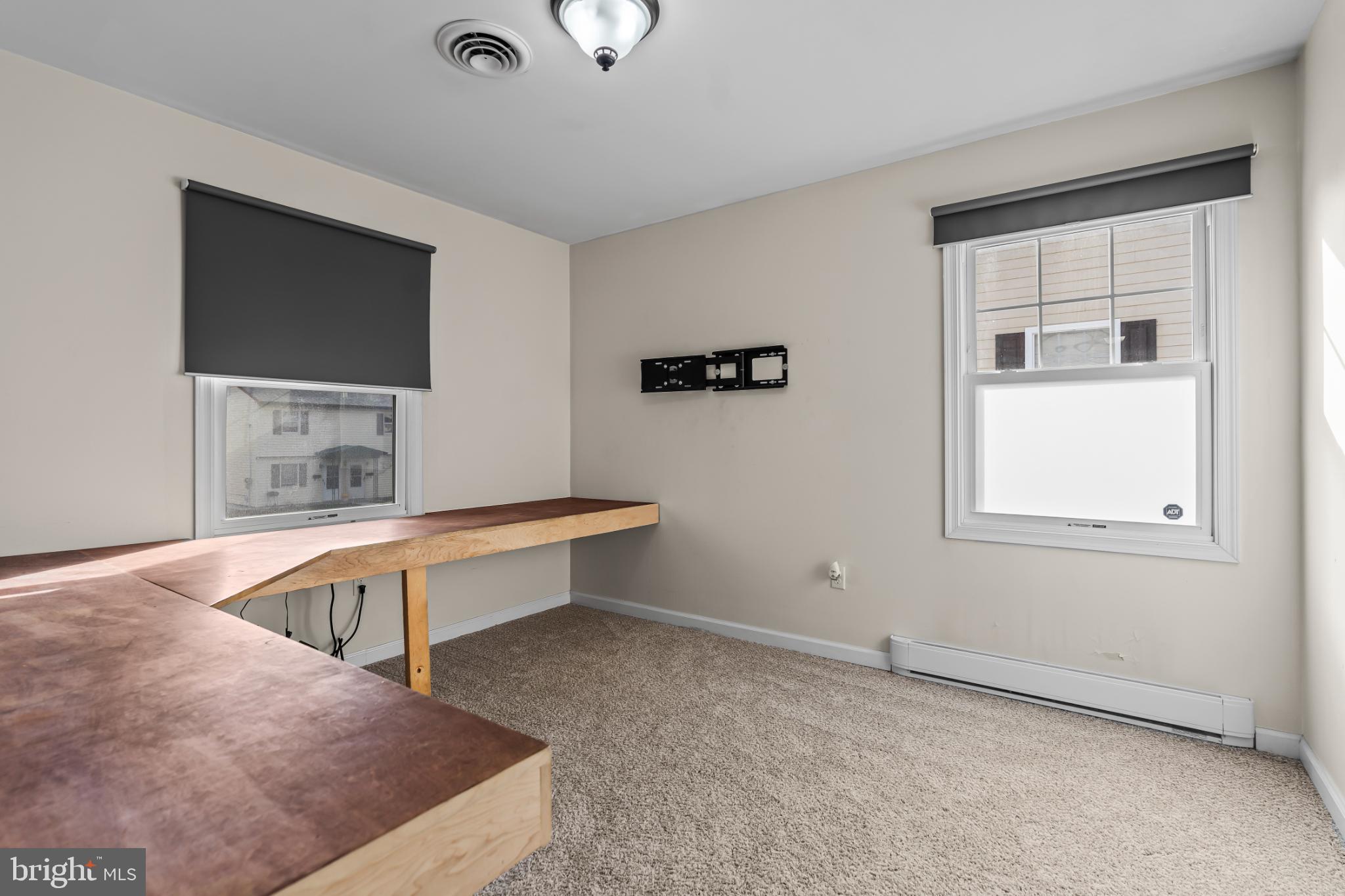 SOUTH HAGERSTOWN - Residential