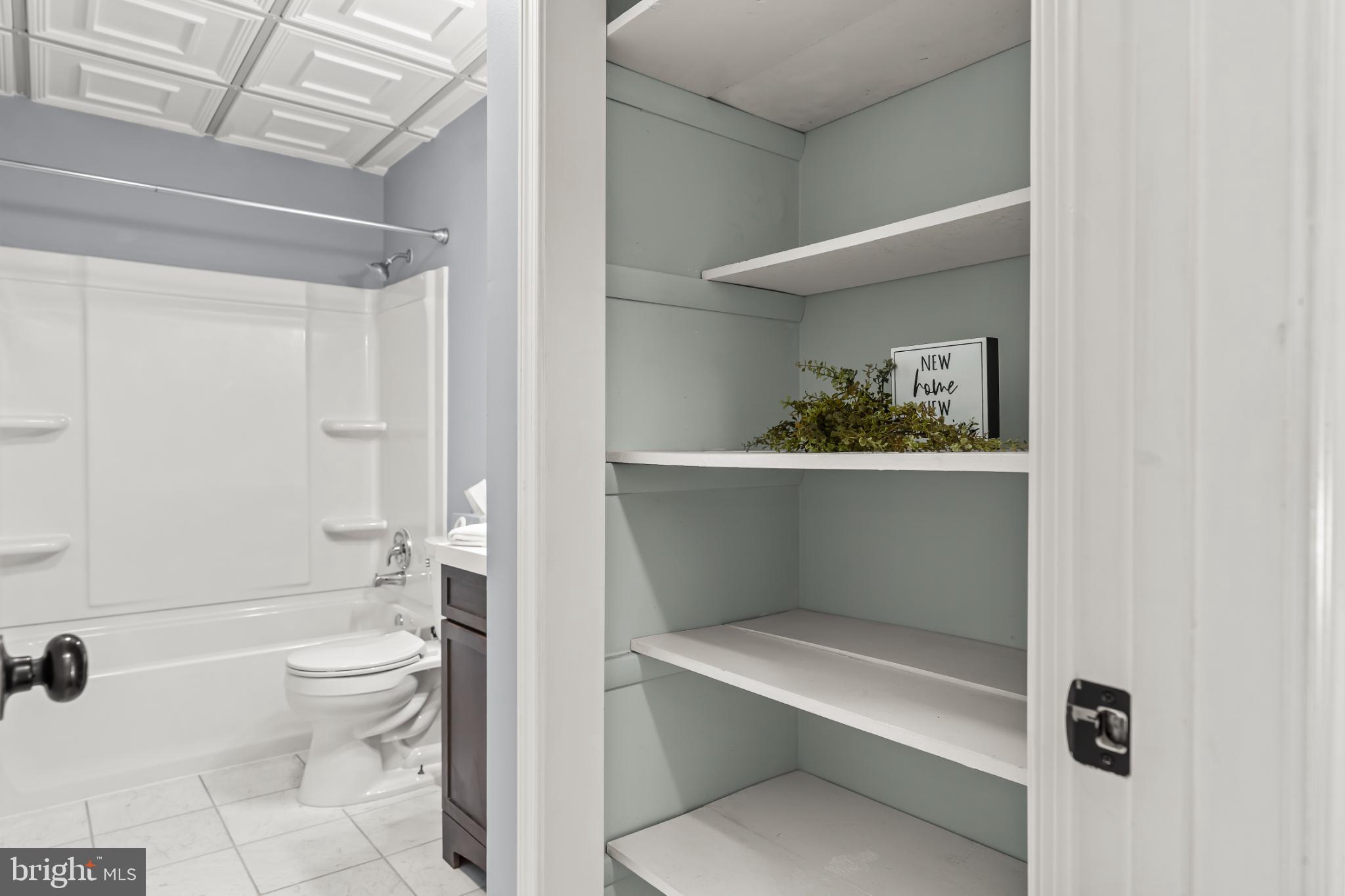 SOUTH HAGERSTOWN - Residential