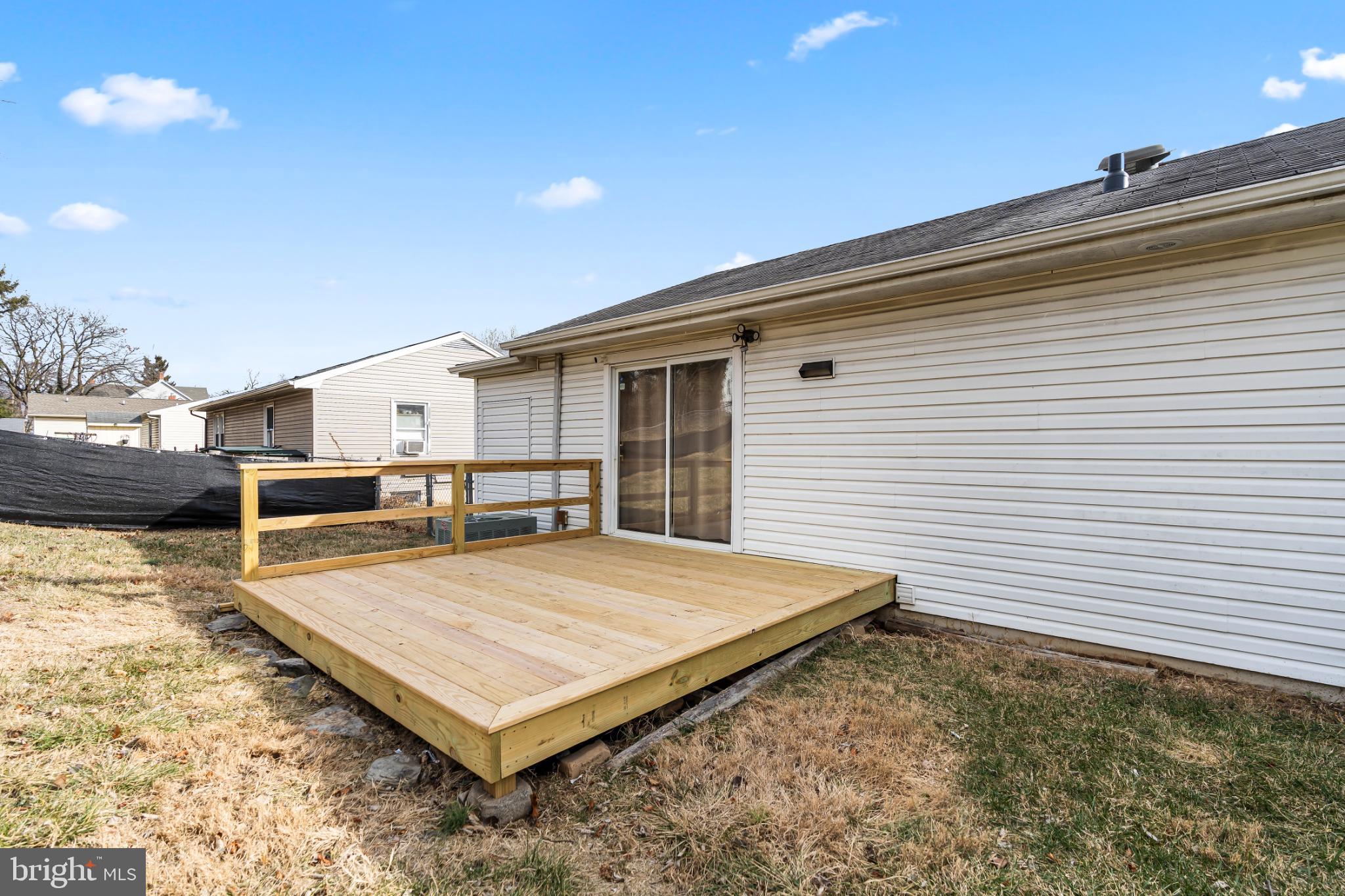 SOUTH HAGERSTOWN - Residential