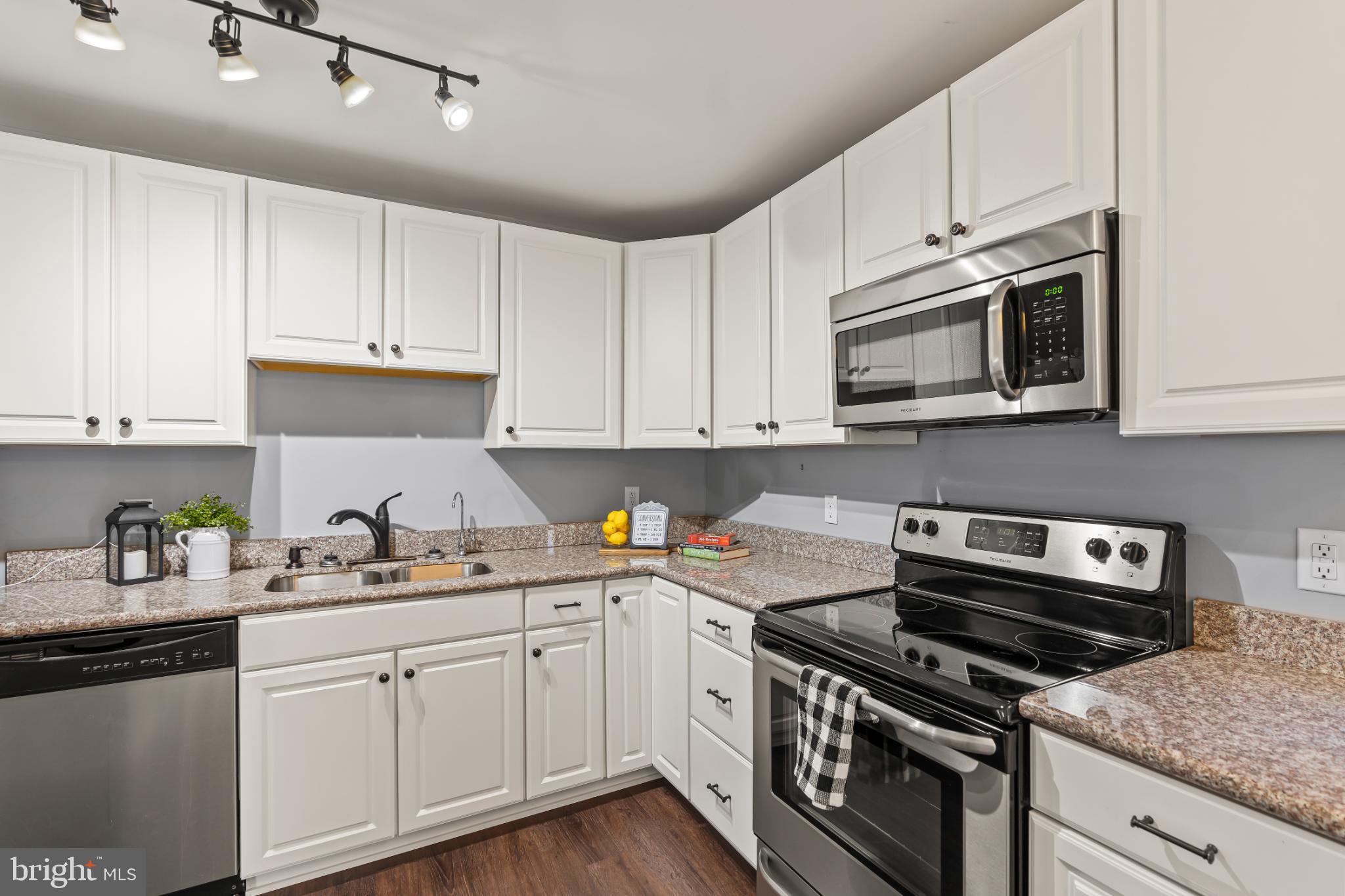 SOUTH HAGERSTOWN - Residential