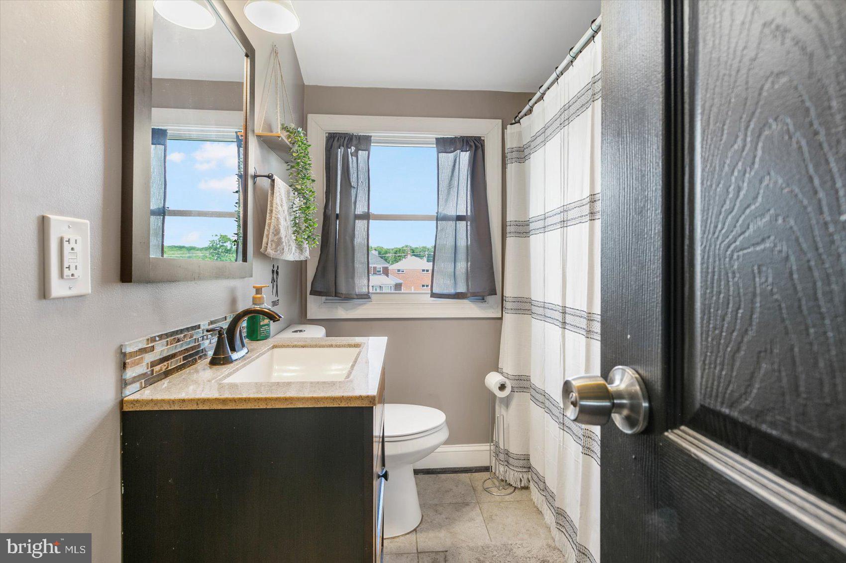 CHARLESMONT - Residential