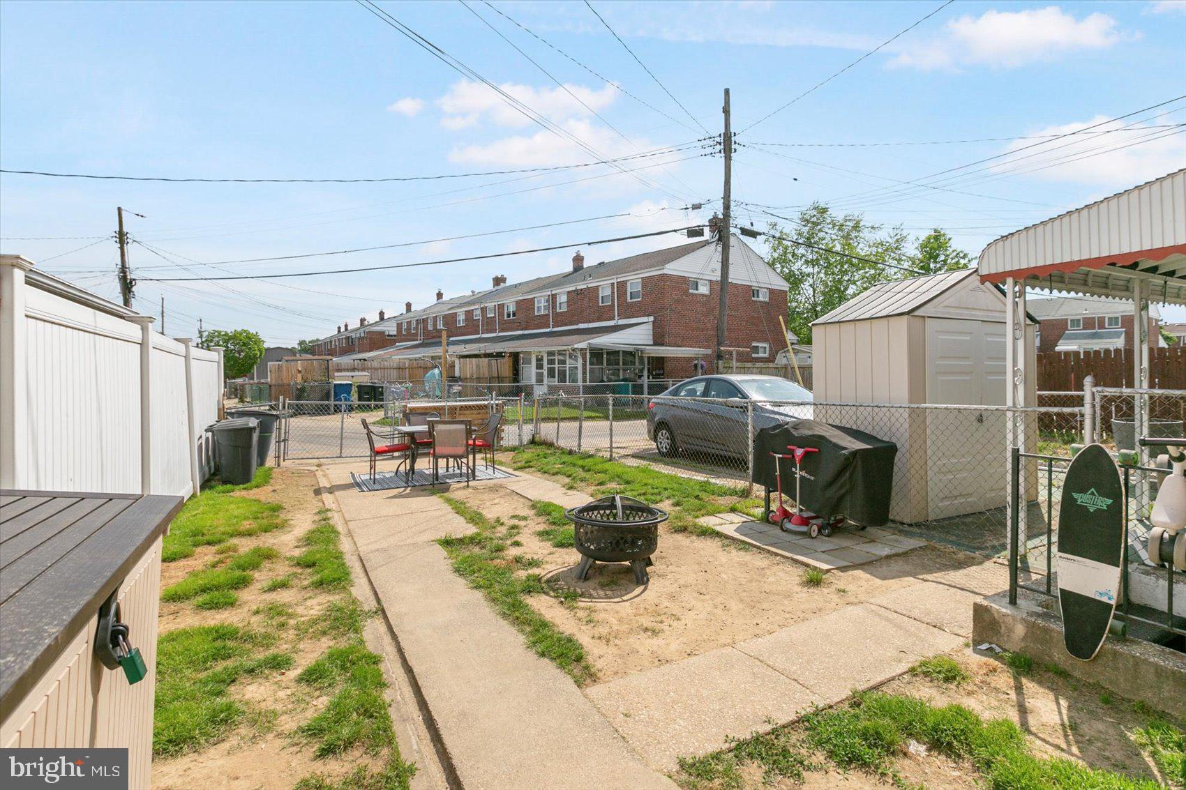 CHARLESMONT - Residential