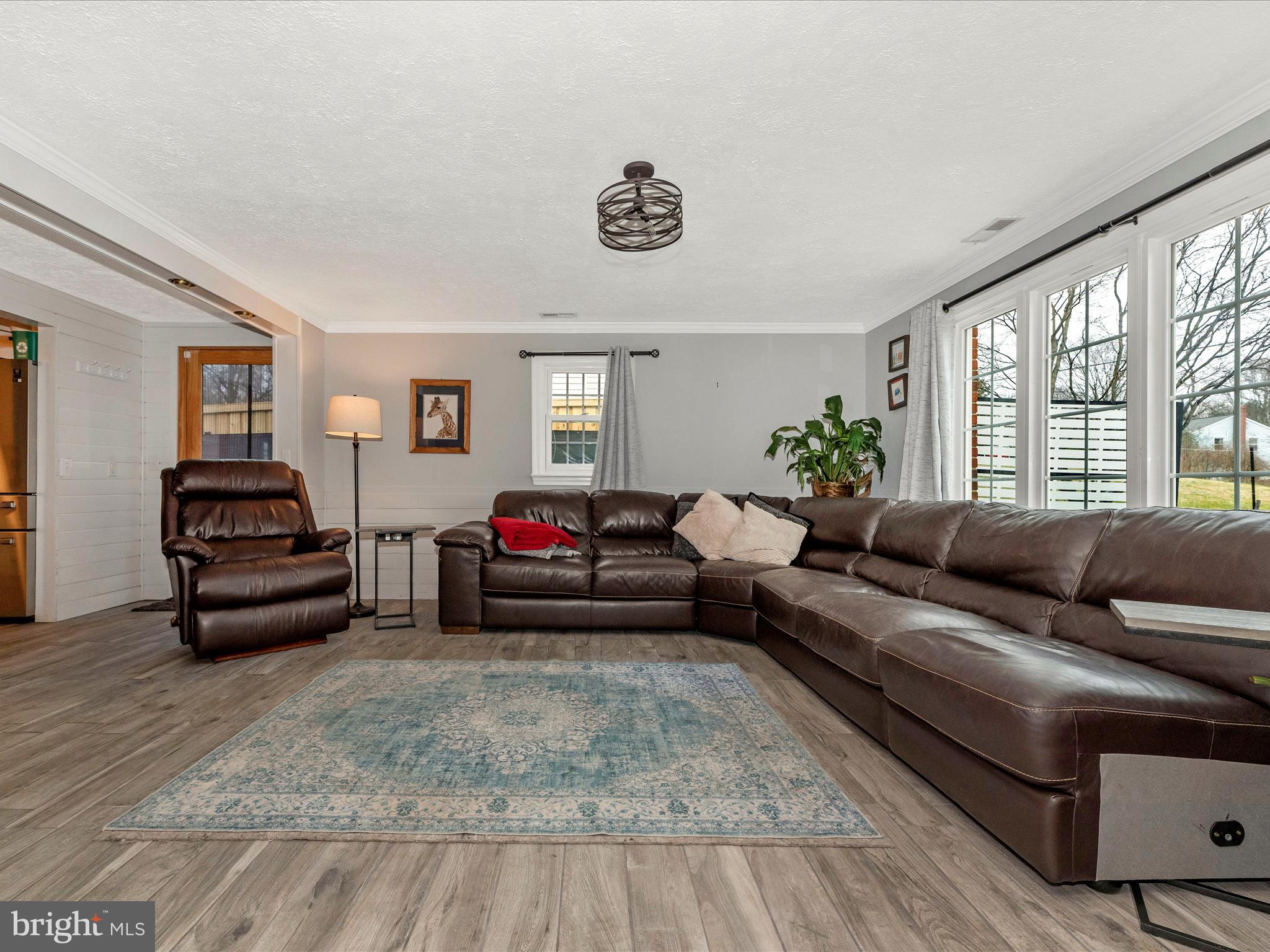 DAMASCUS OUTSIDE - Residential