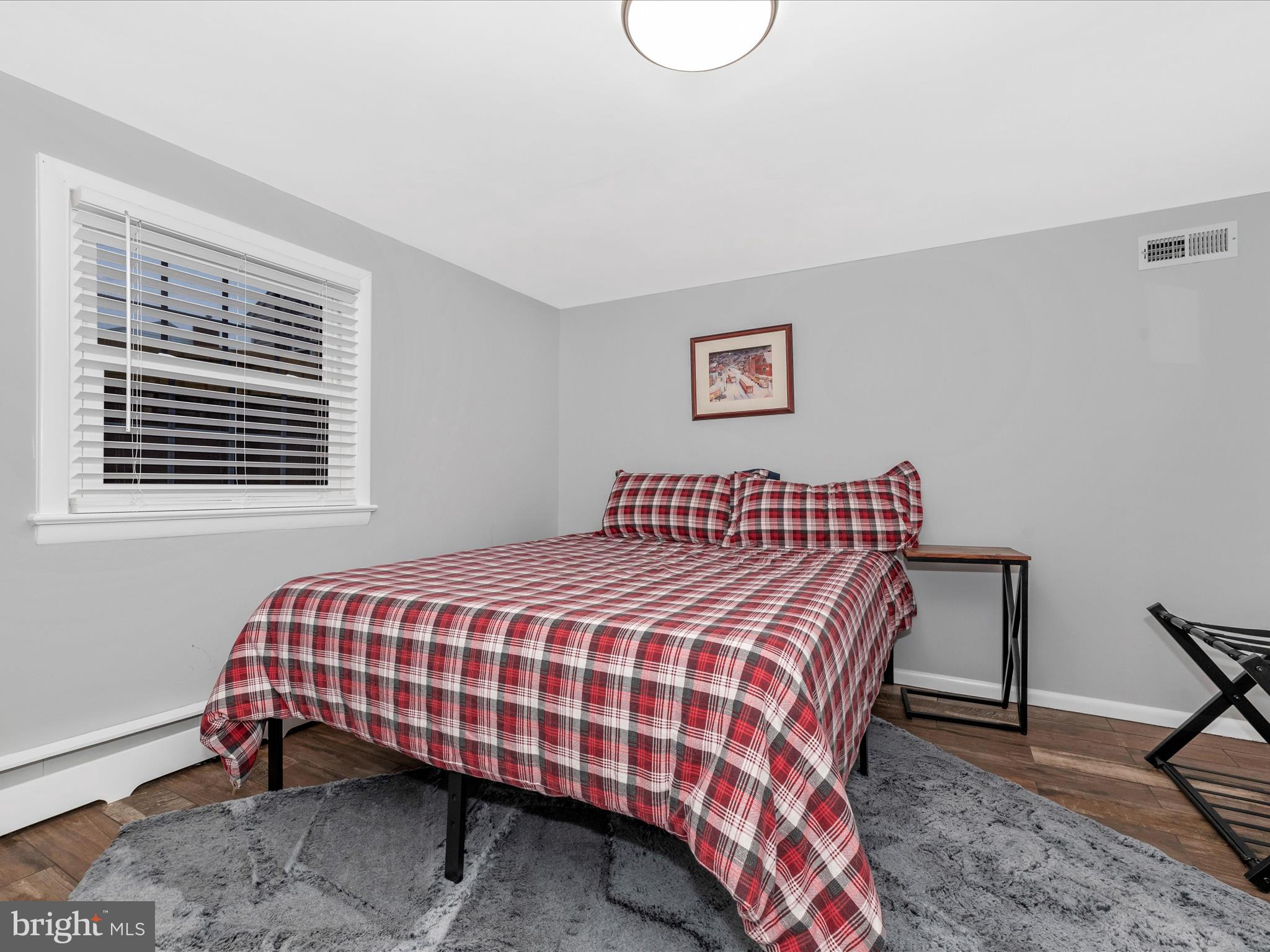 DAMASCUS OUTSIDE - Residential