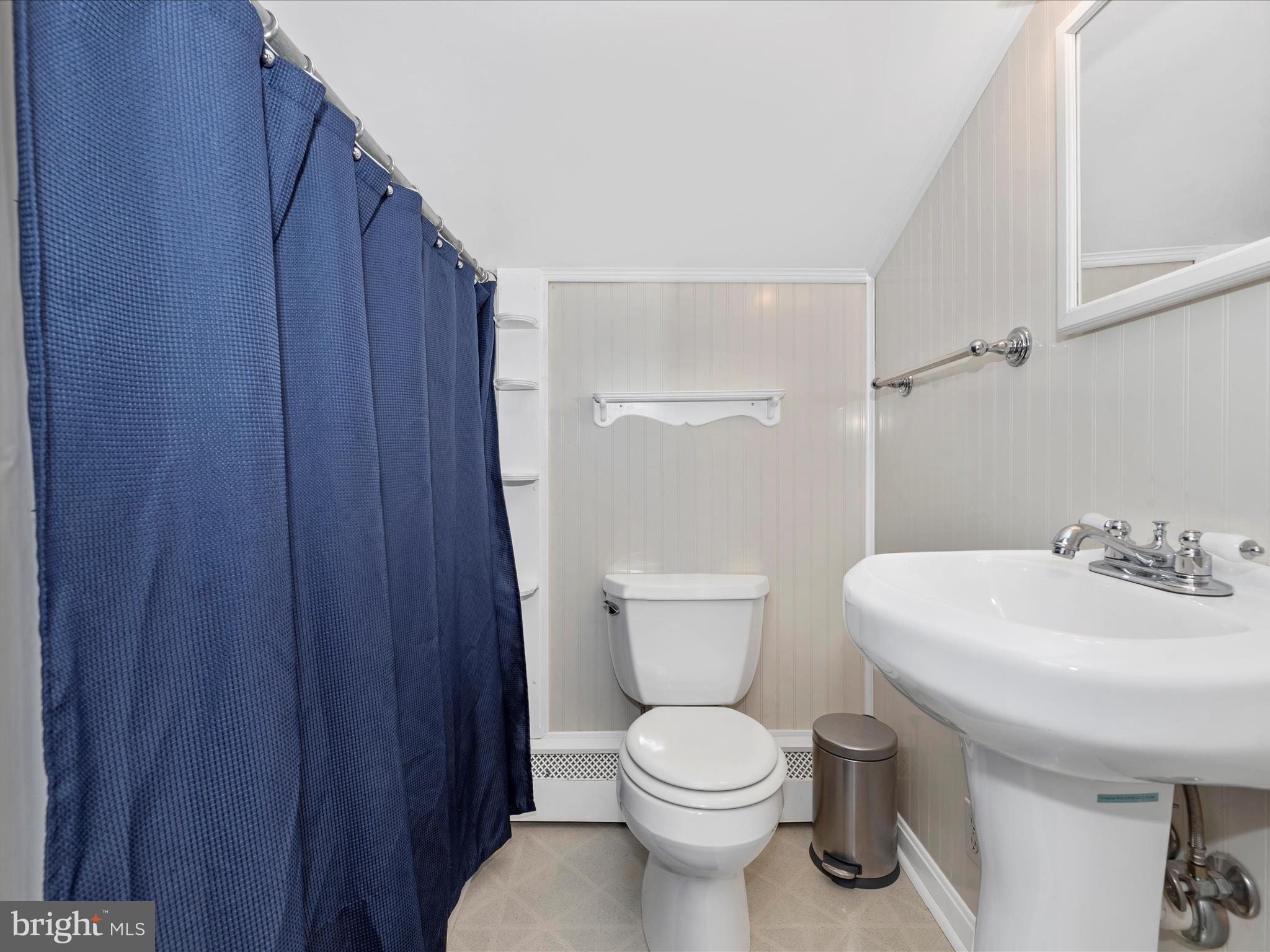 DAMASCUS OUTSIDE - Residential