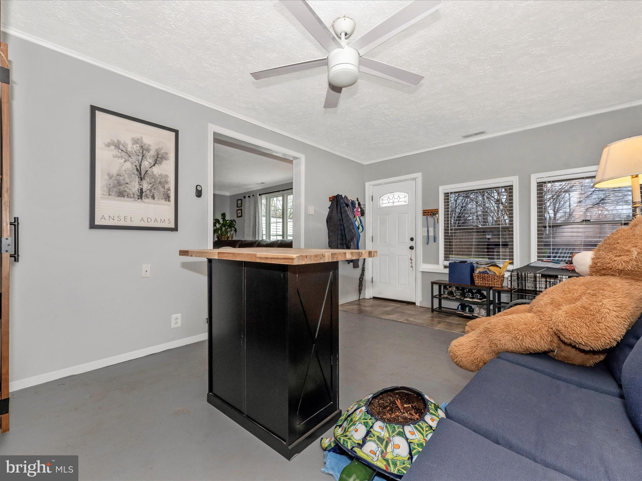 DAMASCUS OUTSIDE - Residential