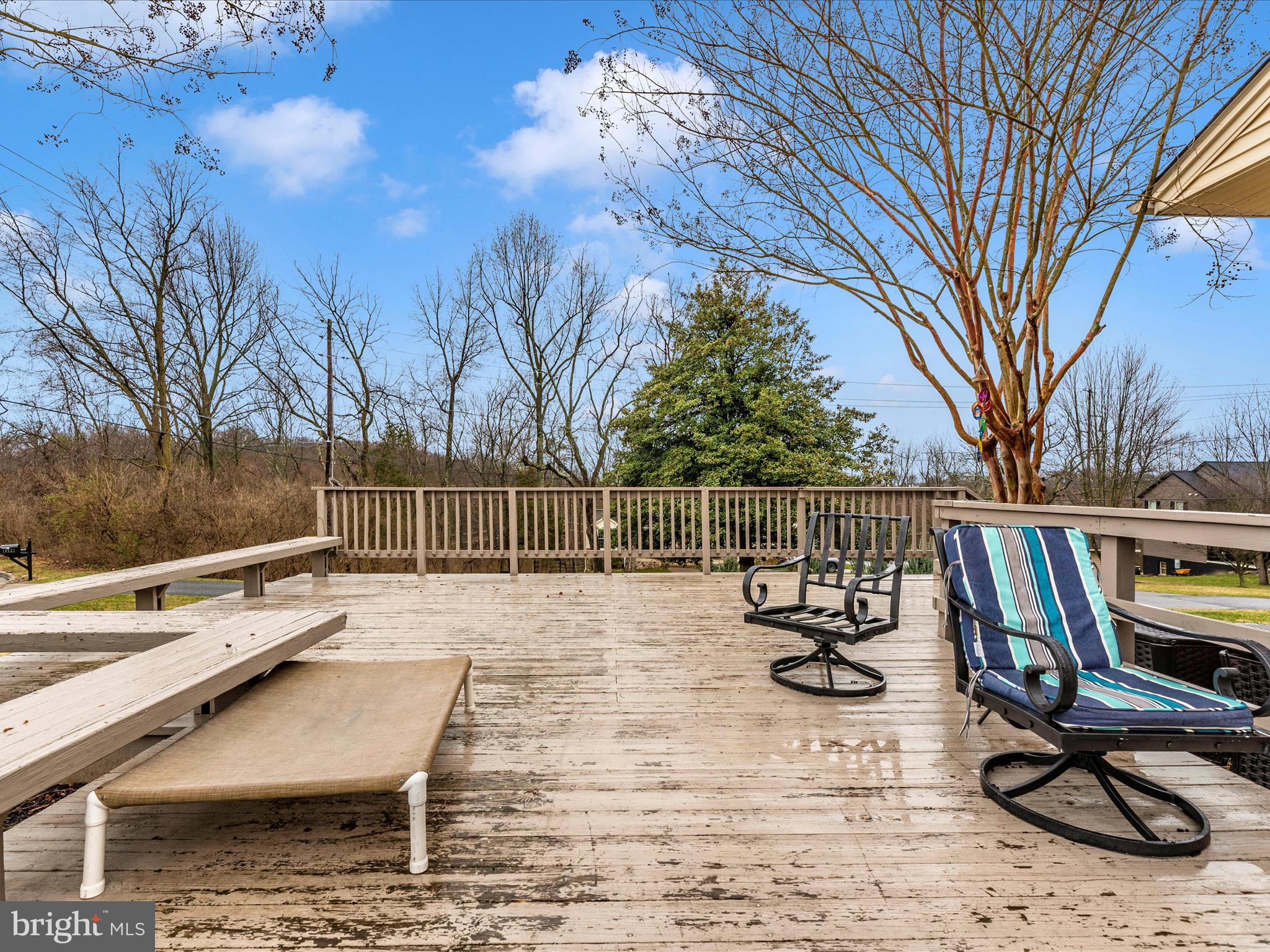 DAMASCUS OUTSIDE - Residential