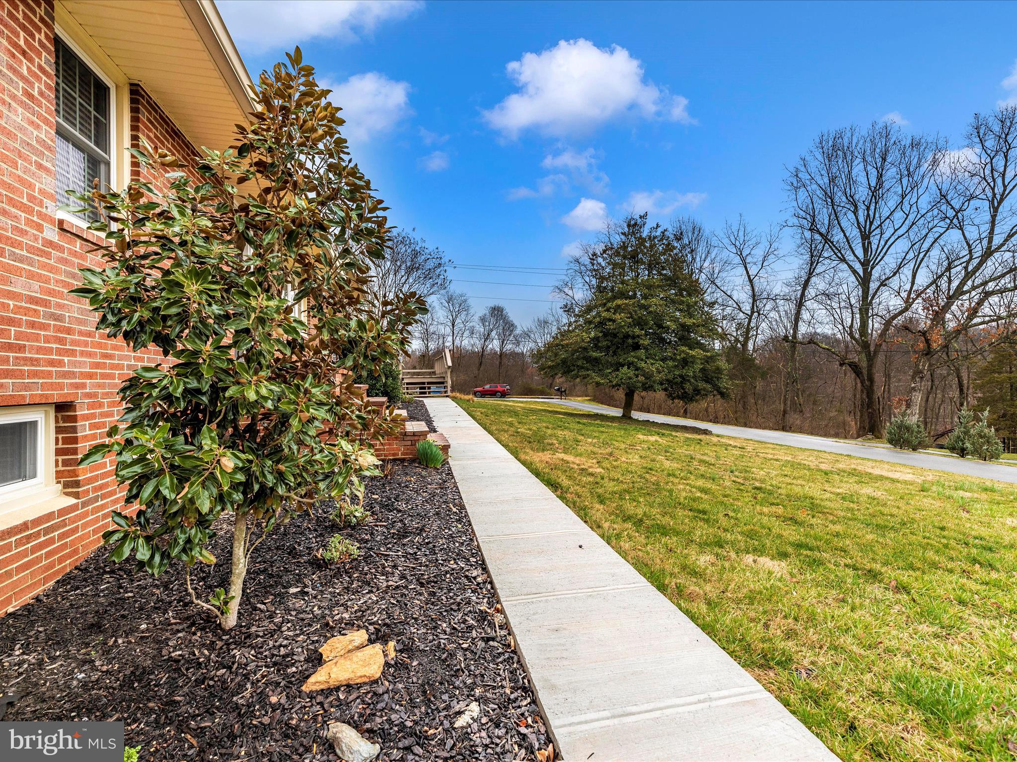 DAMASCUS OUTSIDE - Residential