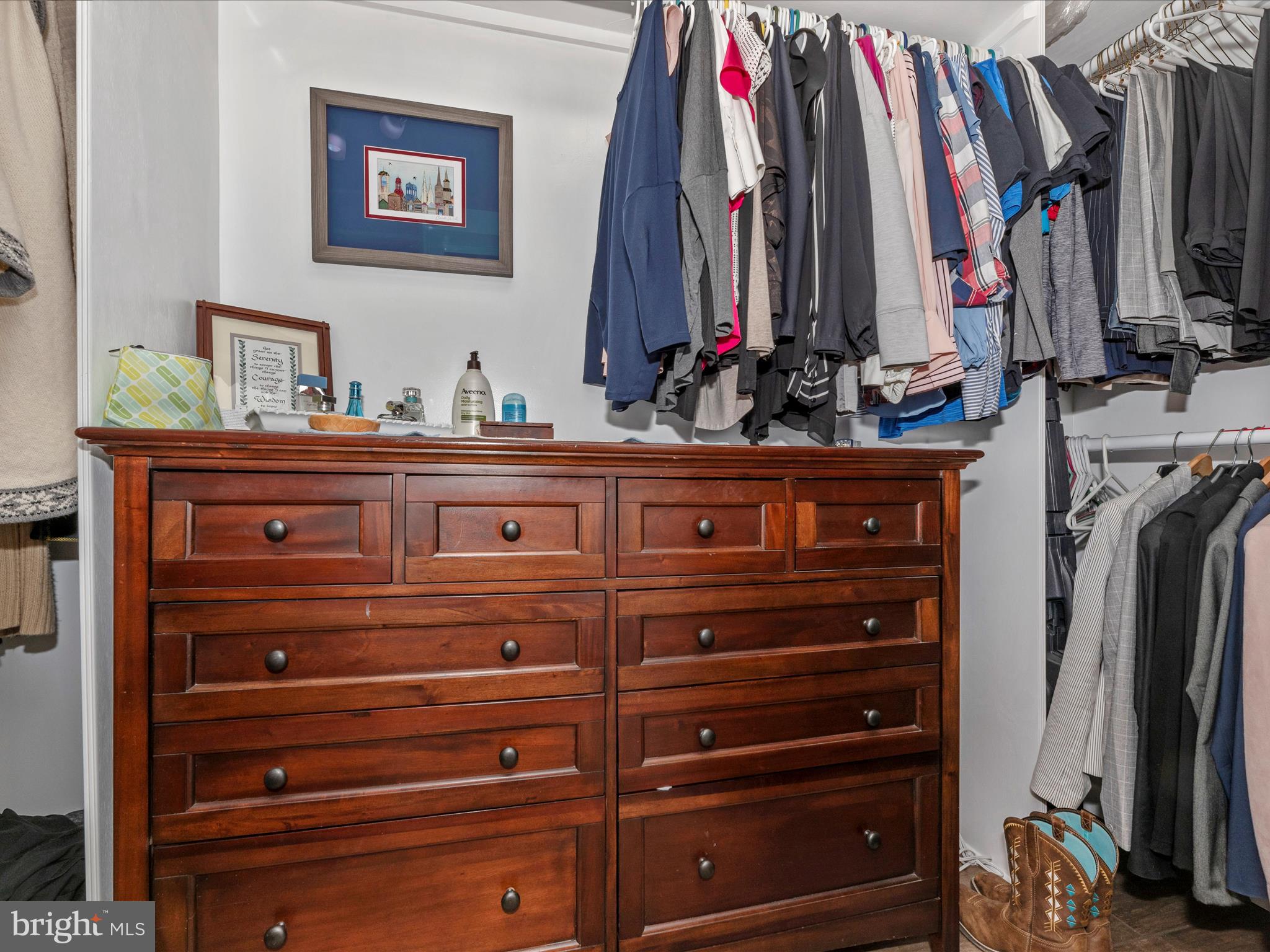 DAMASCUS OUTSIDE - Residential