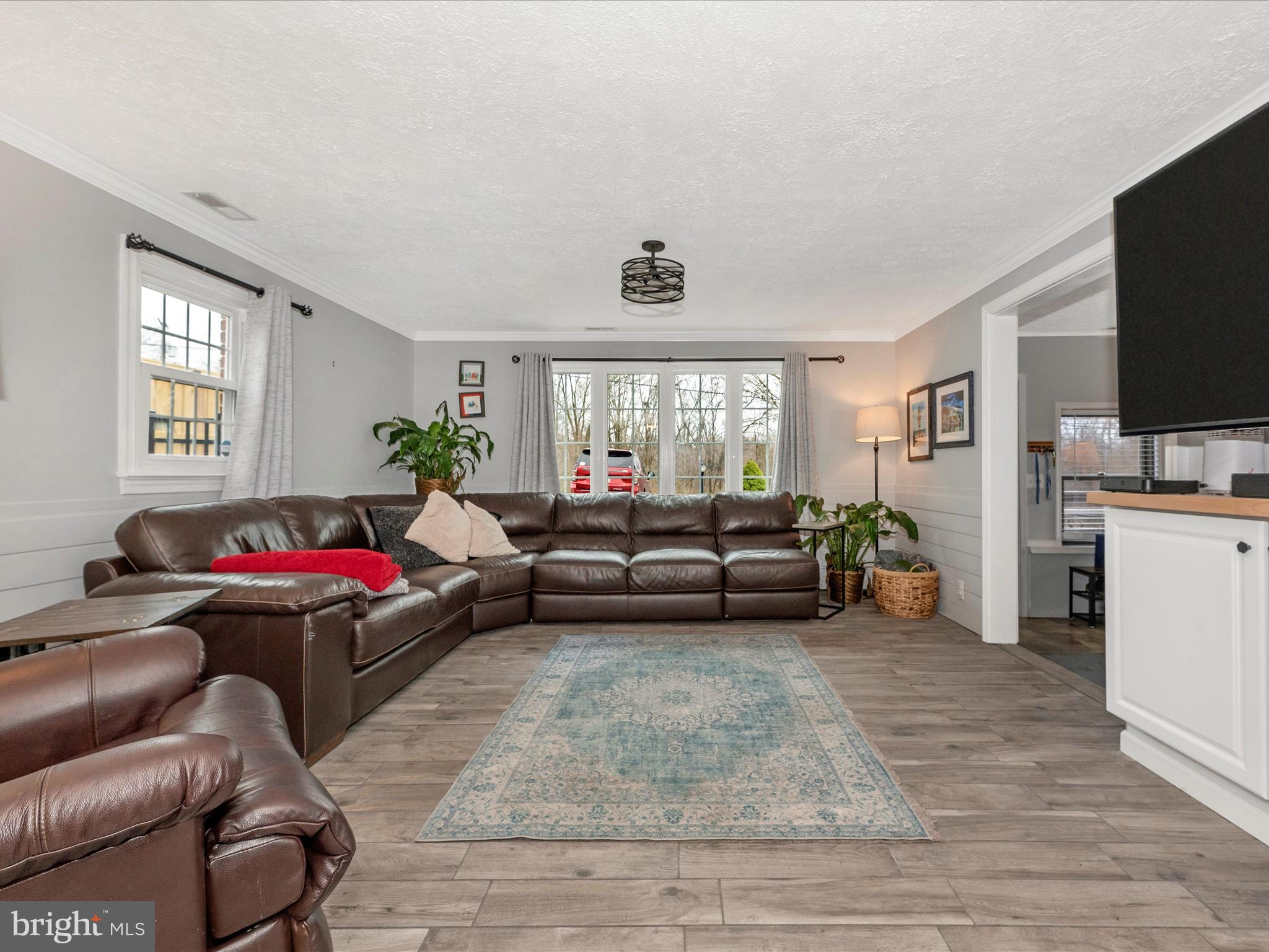 DAMASCUS OUTSIDE - Residential