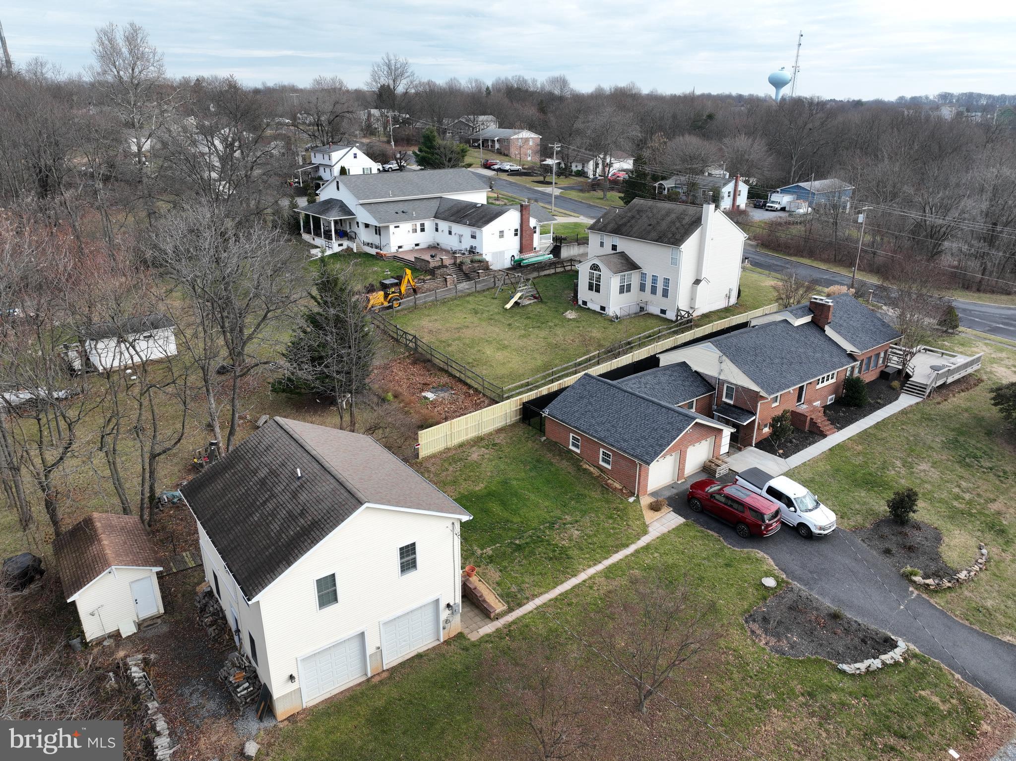 DAMASCUS OUTSIDE - Residential