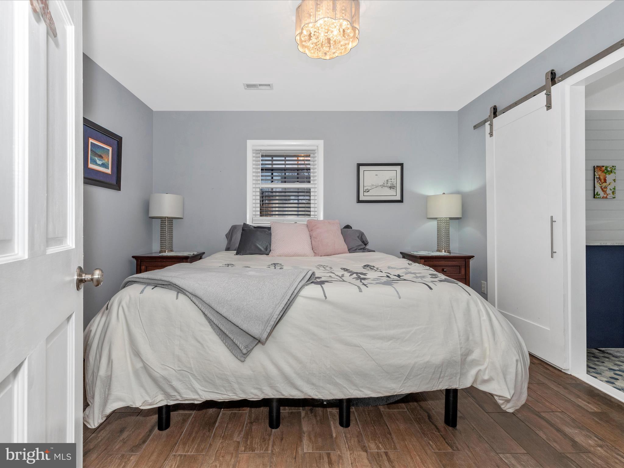 DAMASCUS OUTSIDE - Residential