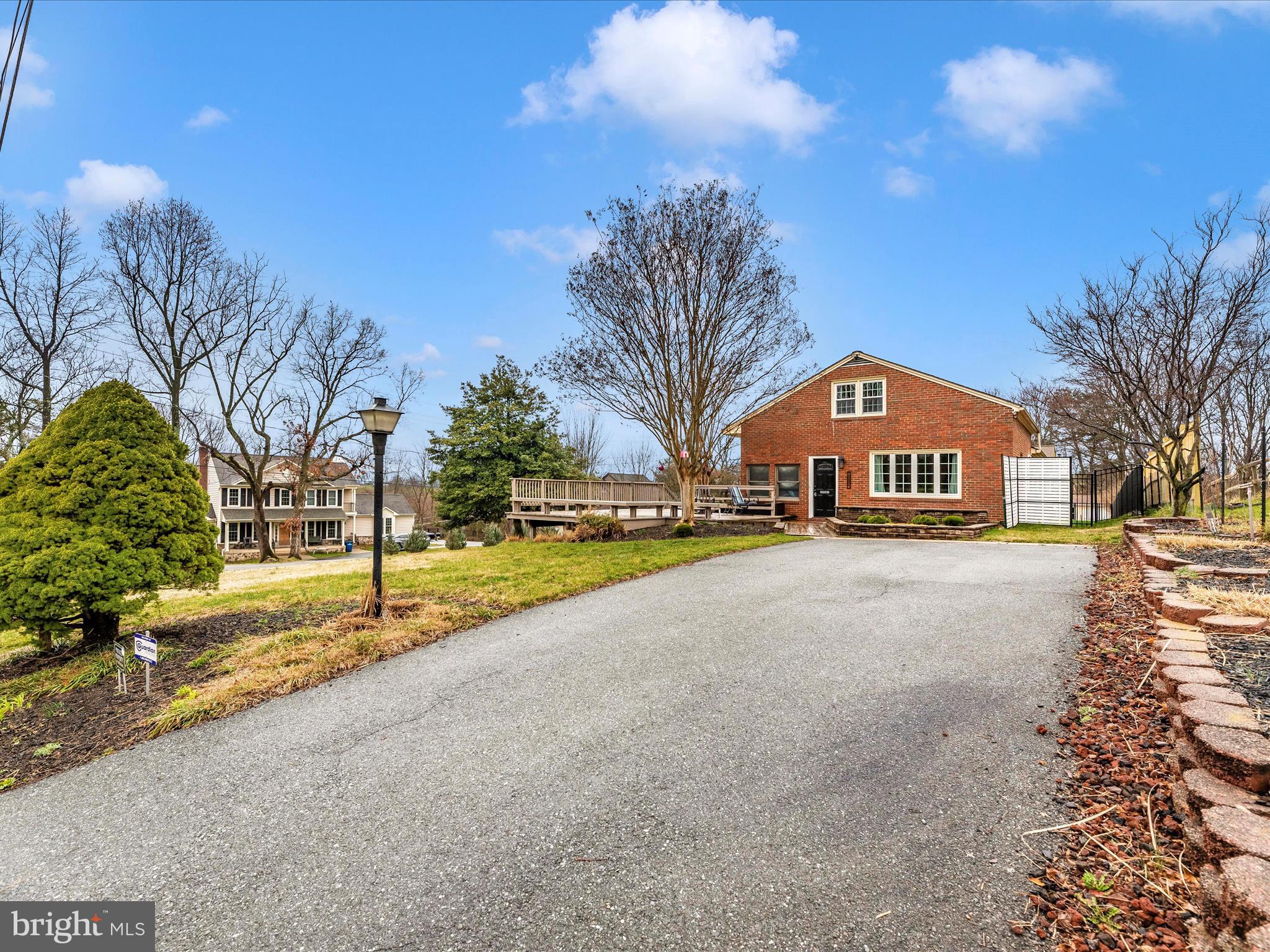 DAMASCUS OUTSIDE - Residential