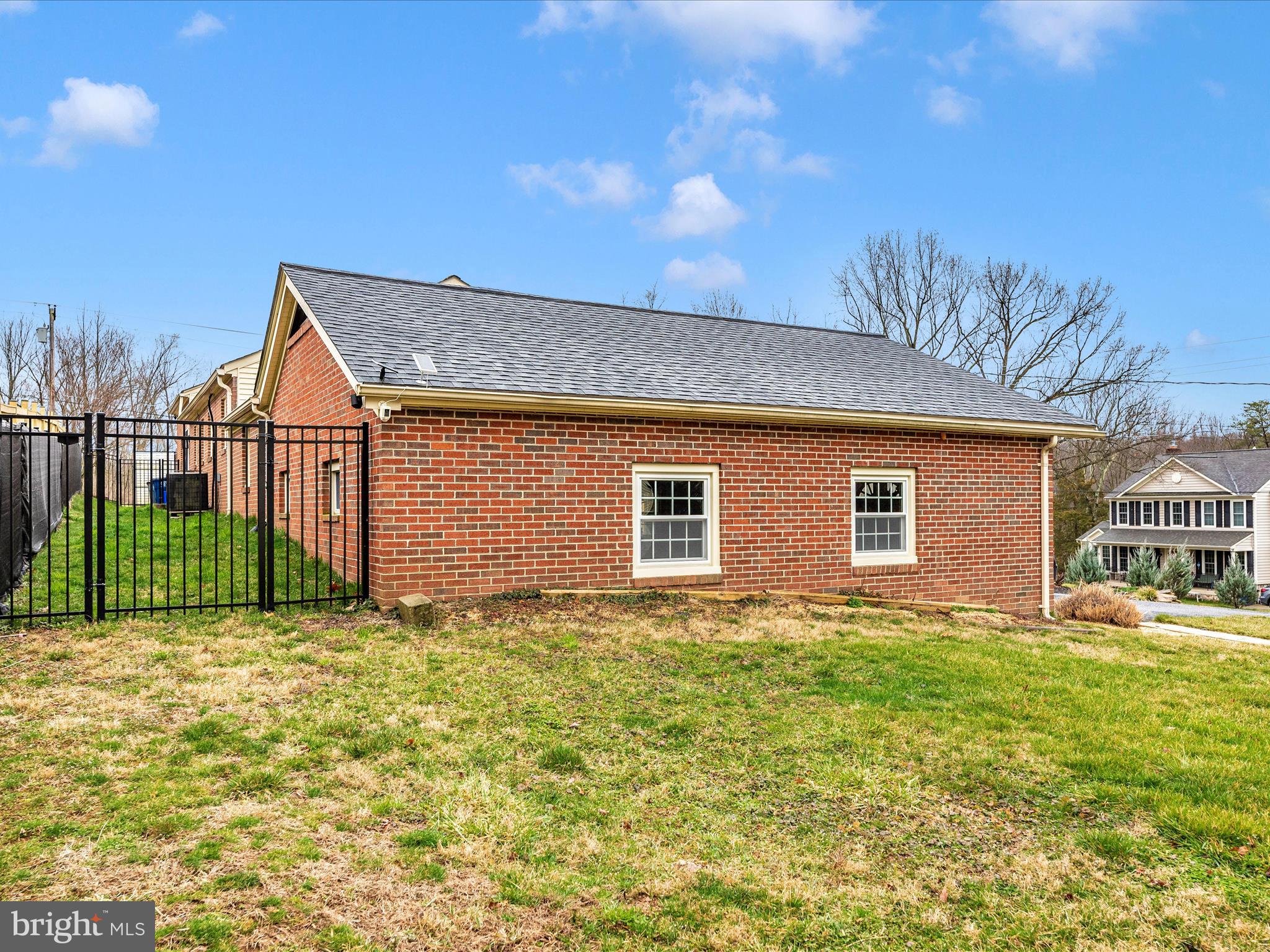 DAMASCUS OUTSIDE - Residential