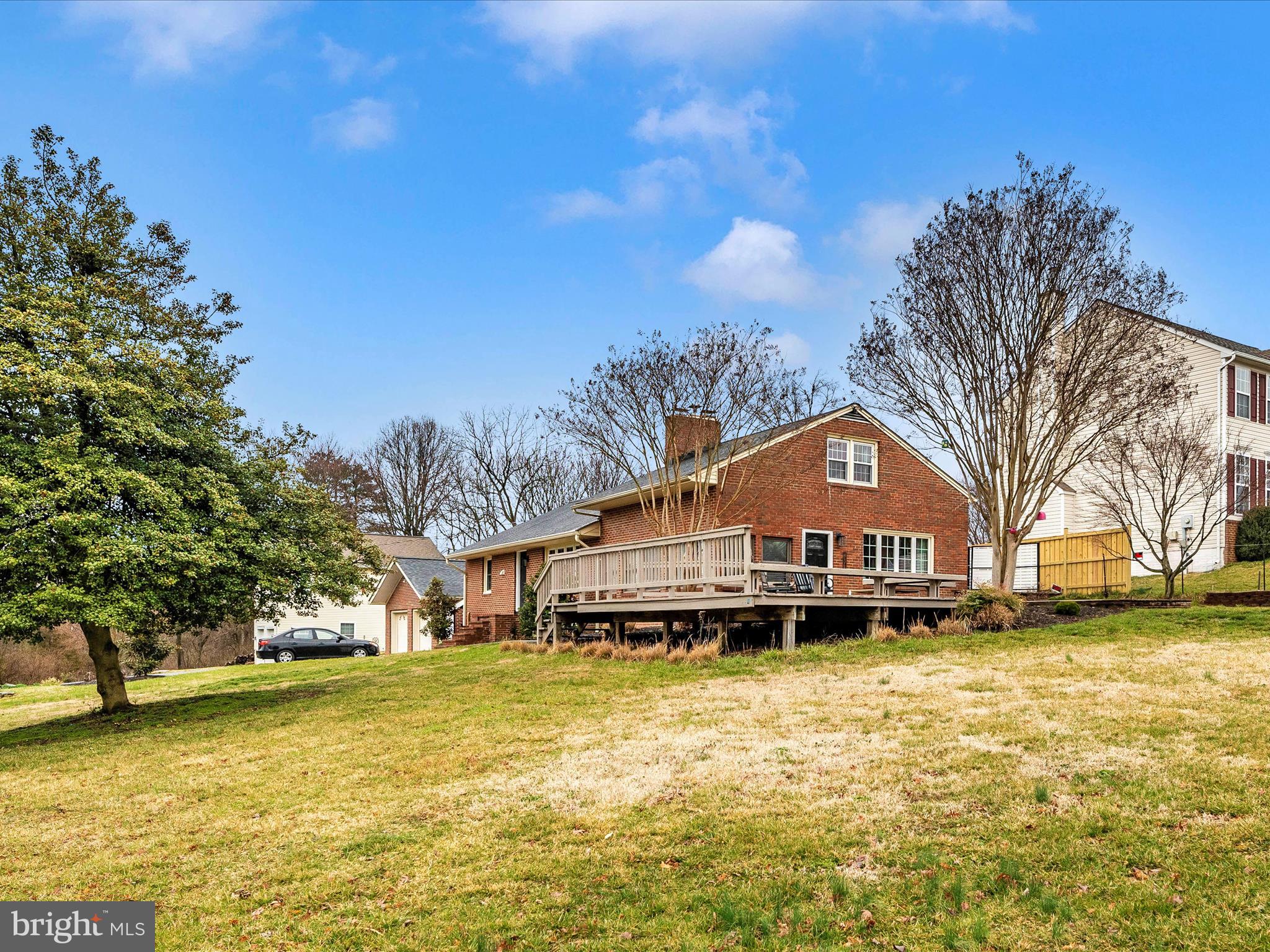 DAMASCUS OUTSIDE - Residential