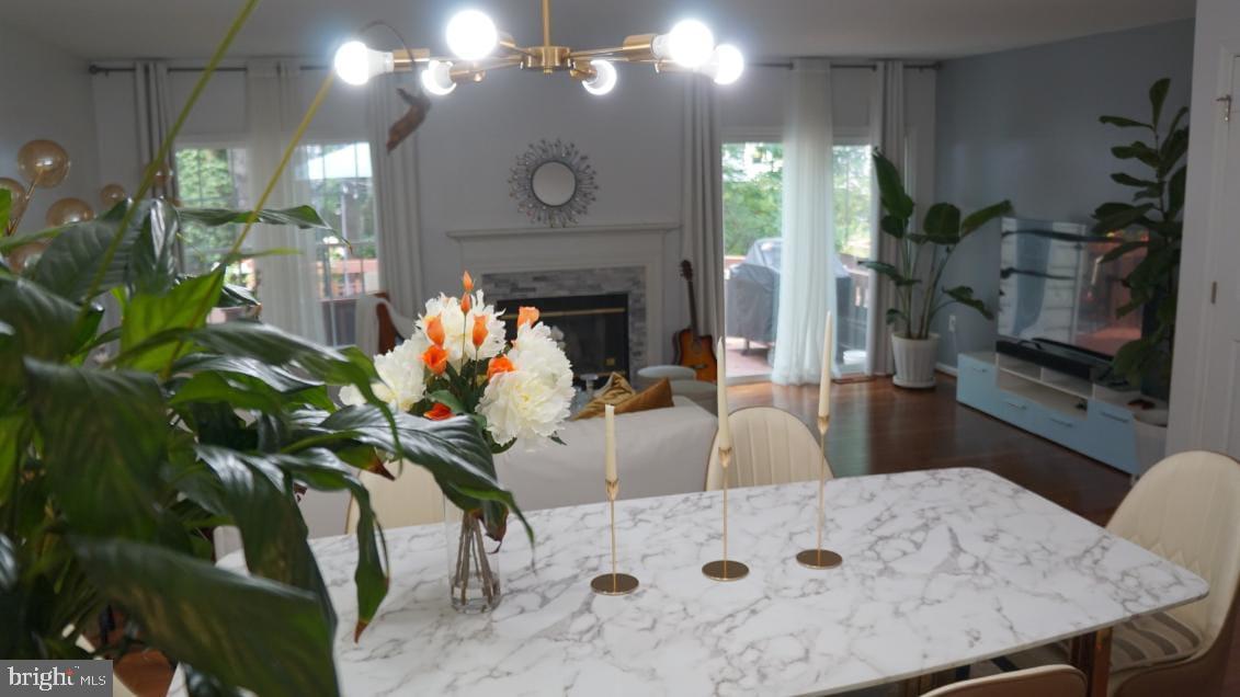 SHADOWBROOK - Residential Lease