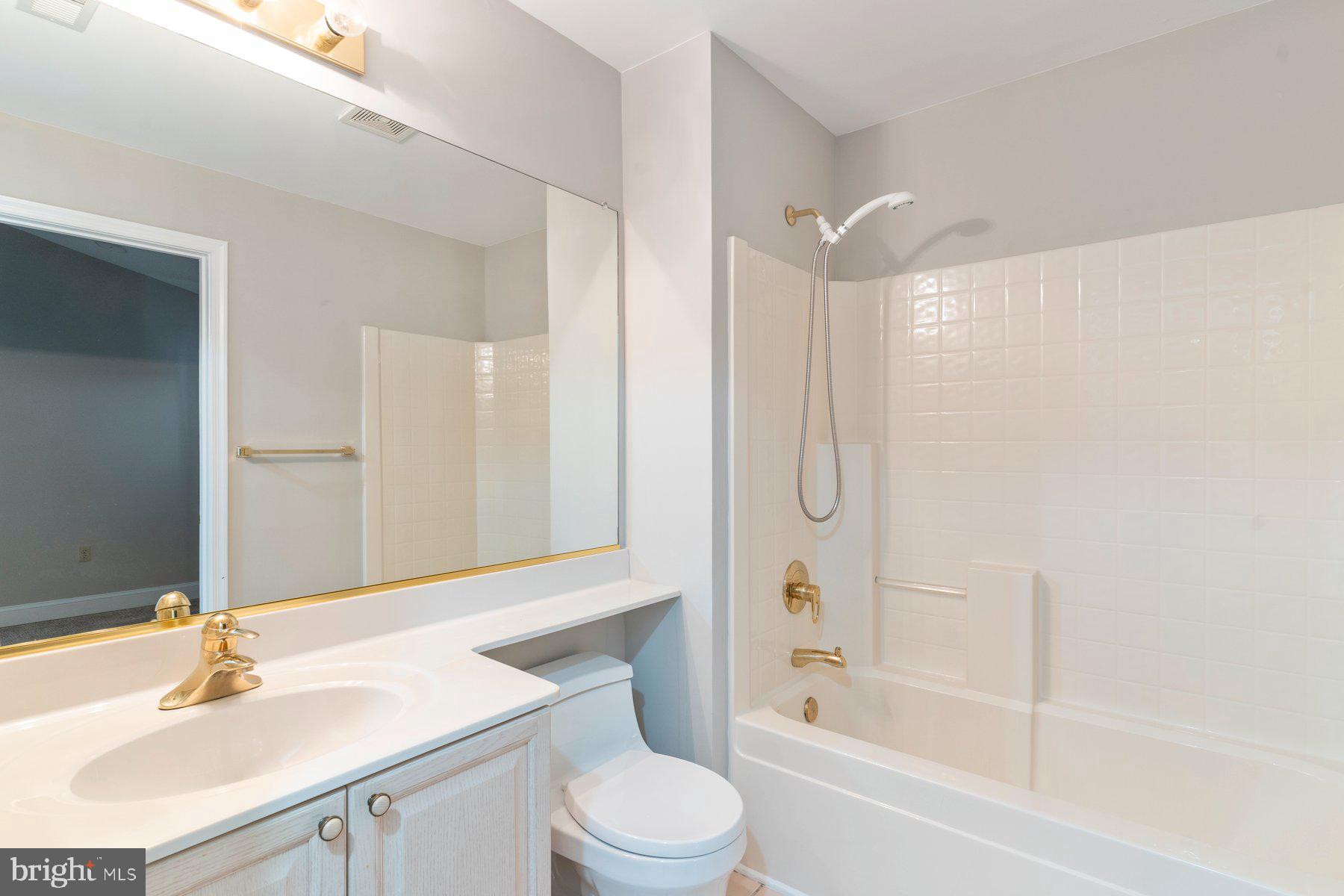 533 RUNABOUT LOOP 533