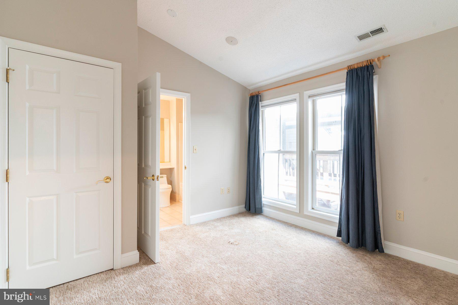 533 RUNABOUT LOOP 533