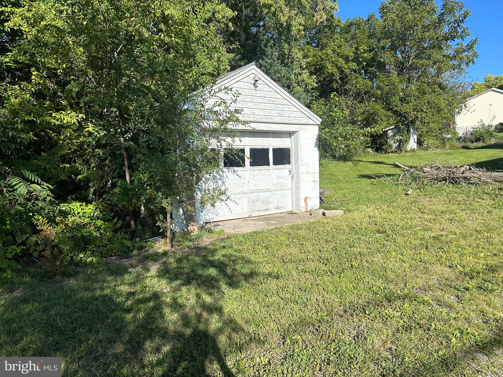 ARDEN DISTRICT - Residential