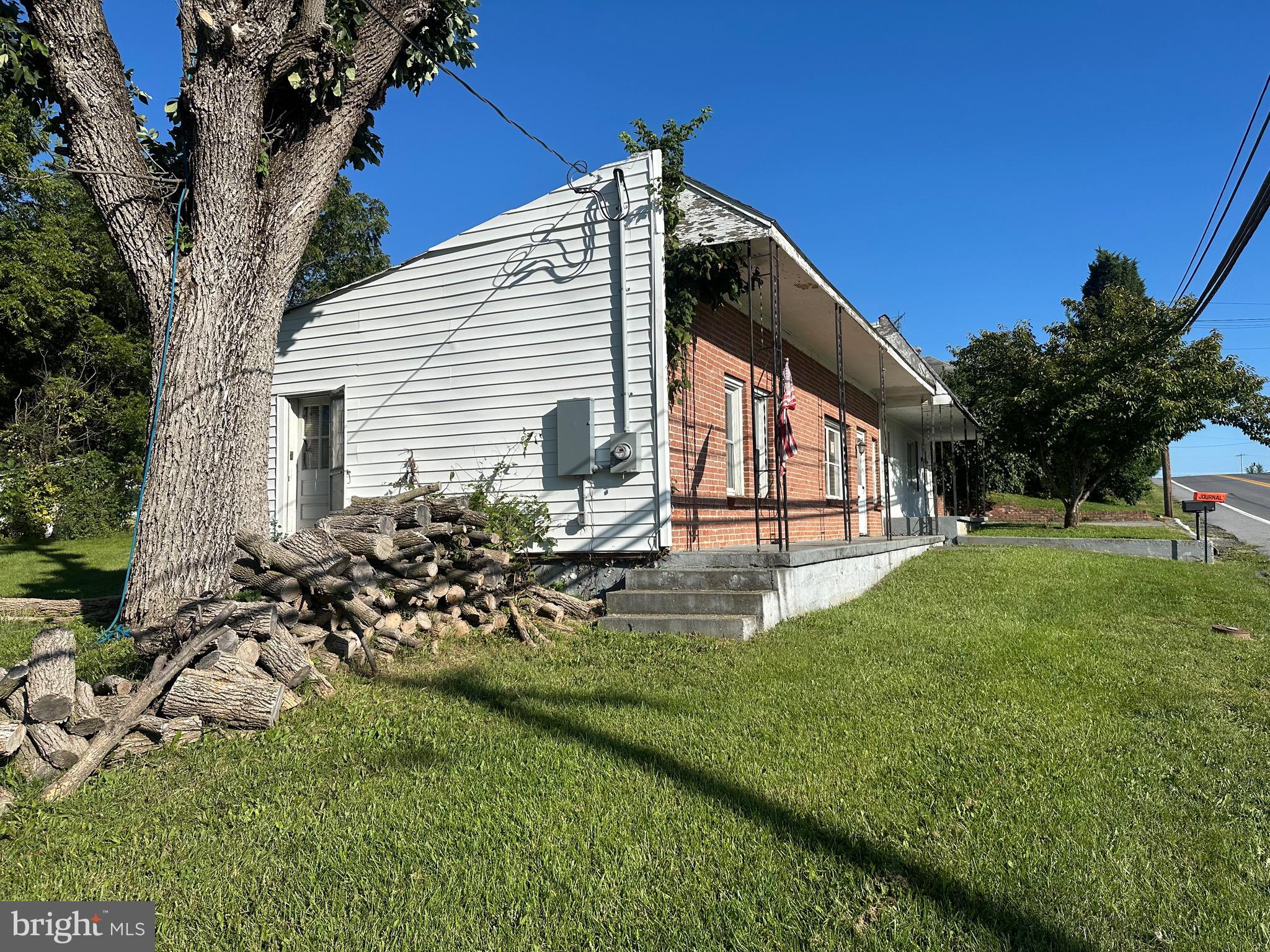 ARDEN DISTRICT - Residential