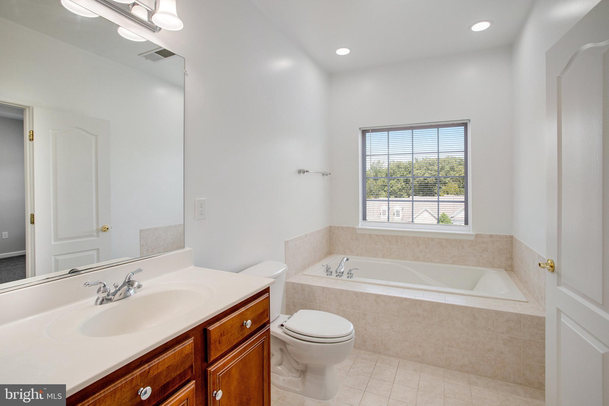 FOREST PARK - Residential Lease