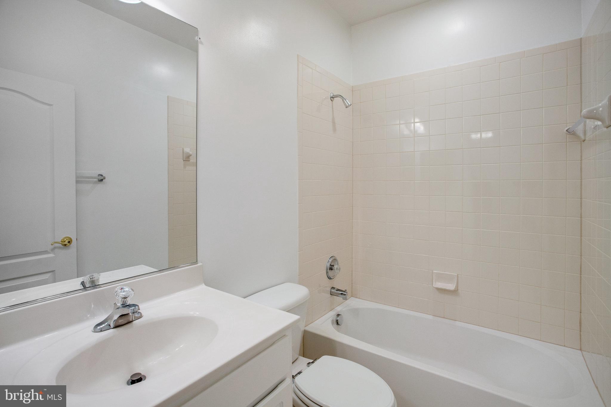 FOREST PARK - Residential Lease