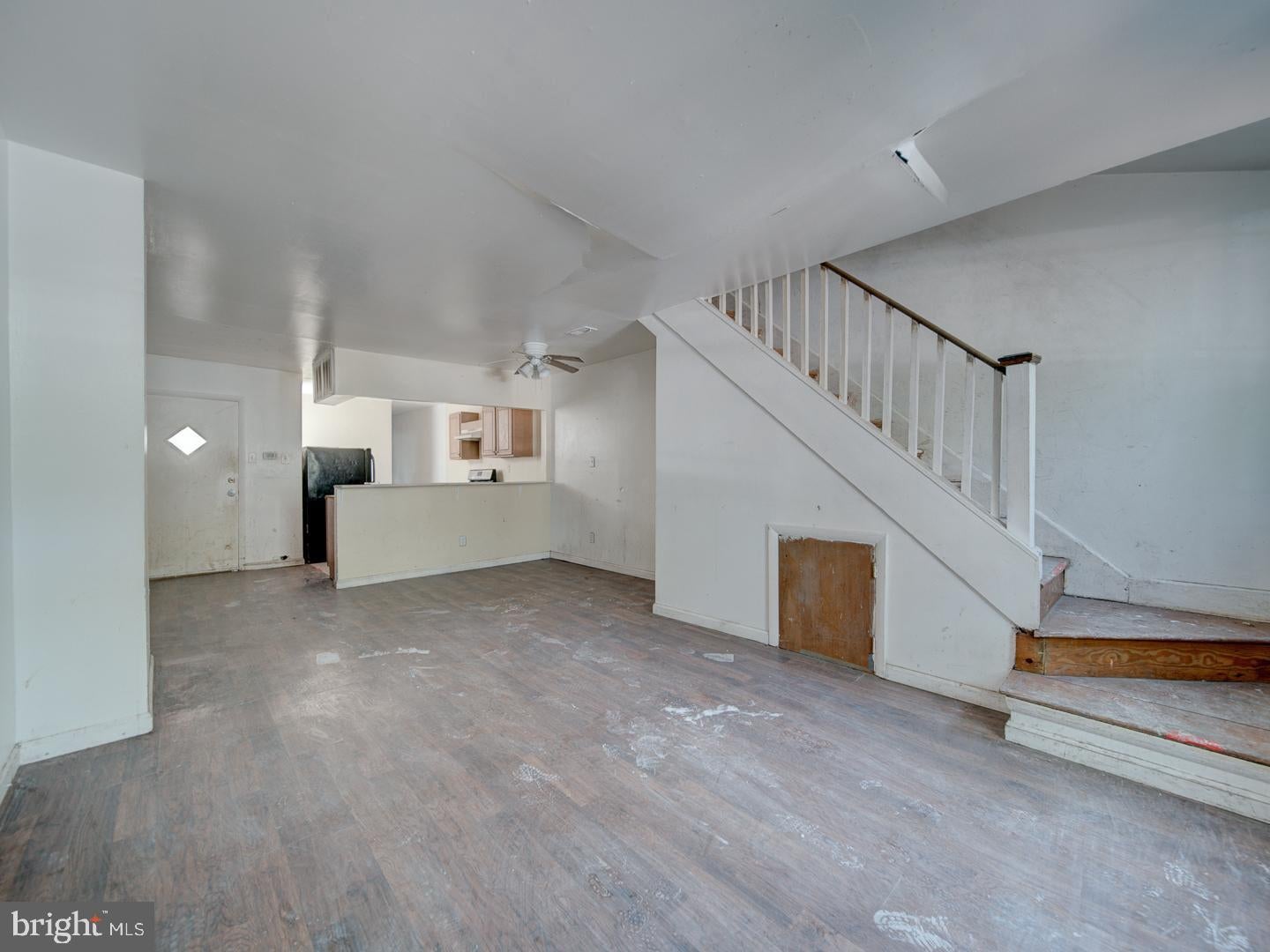 28 HANOVER PLACE NW