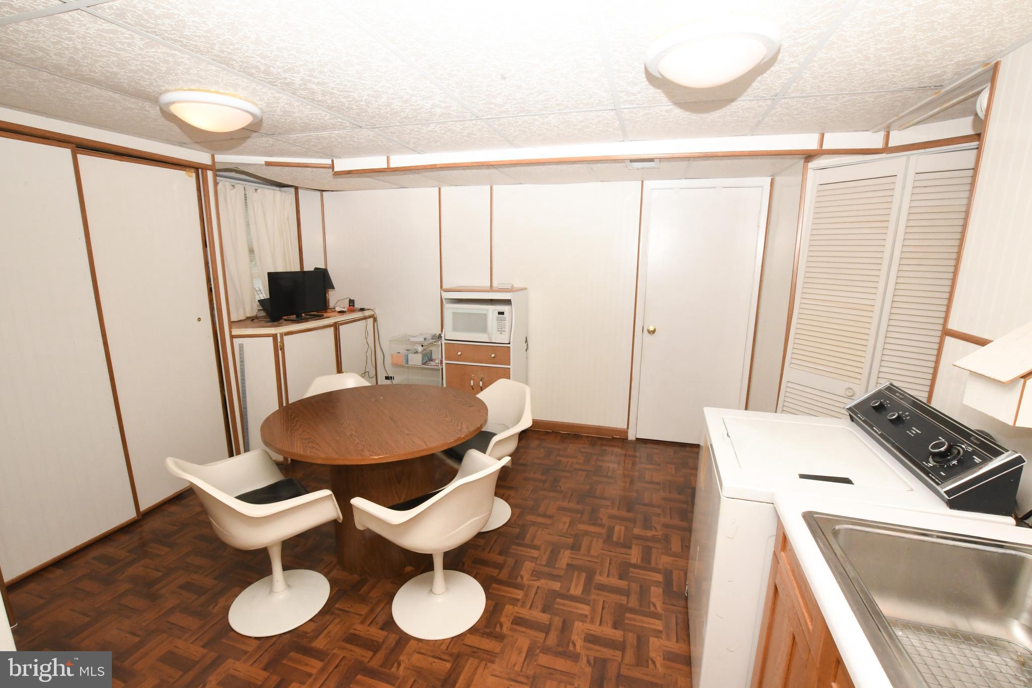 WESTVIEW PARK - Residential