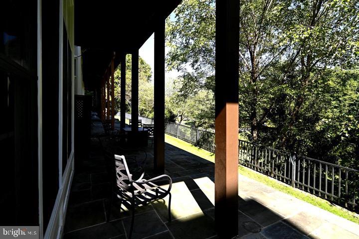 LOWES ISLAND - Residential Lease