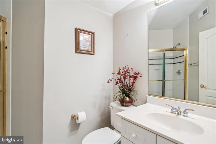 LOWES ISLAND - Residential Lease