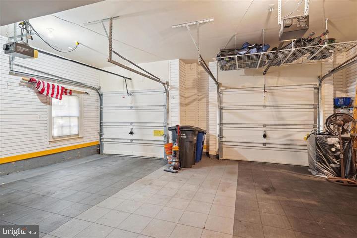 LOWES ISLAND - Residential Lease