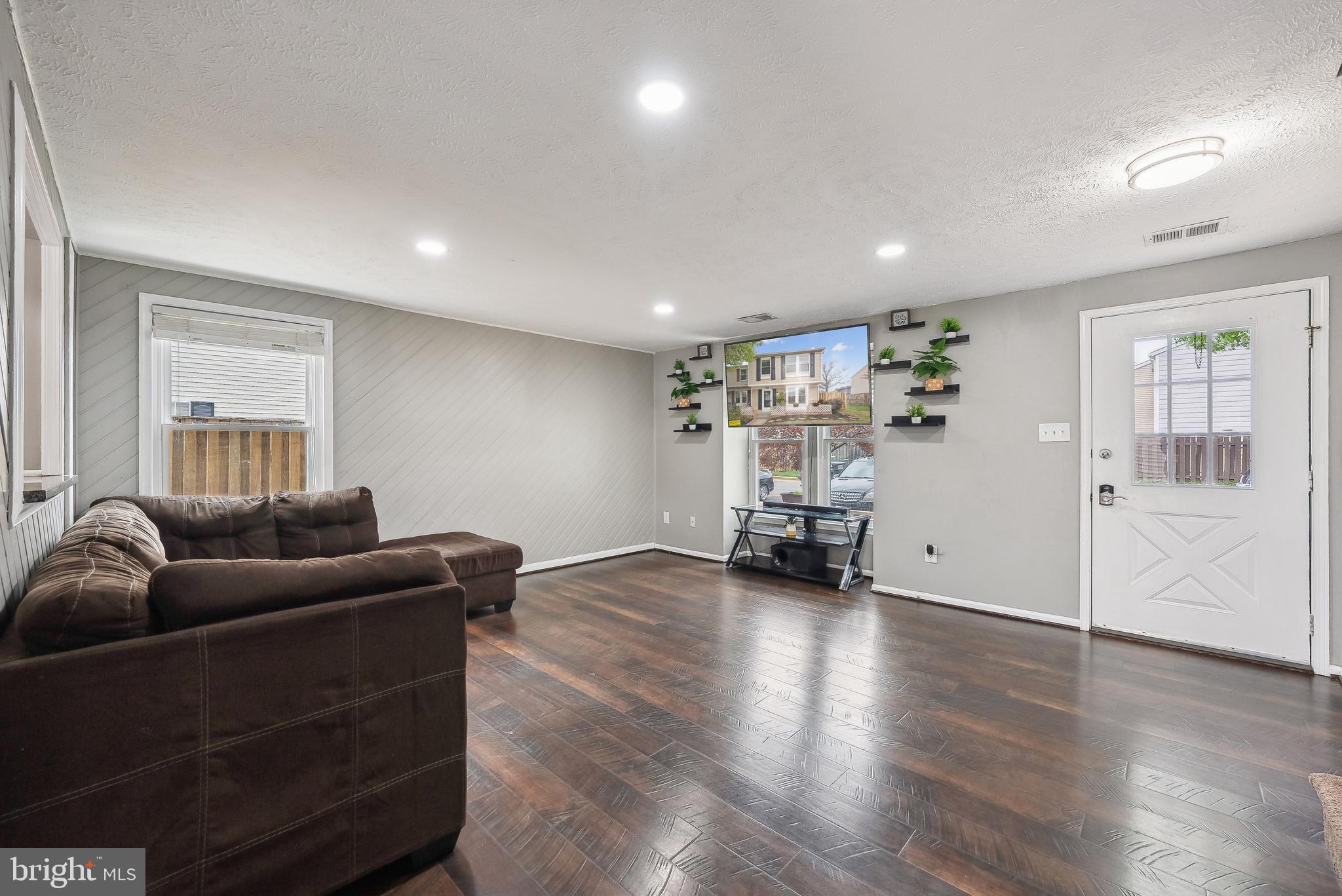 STONERIDGE II - Residential