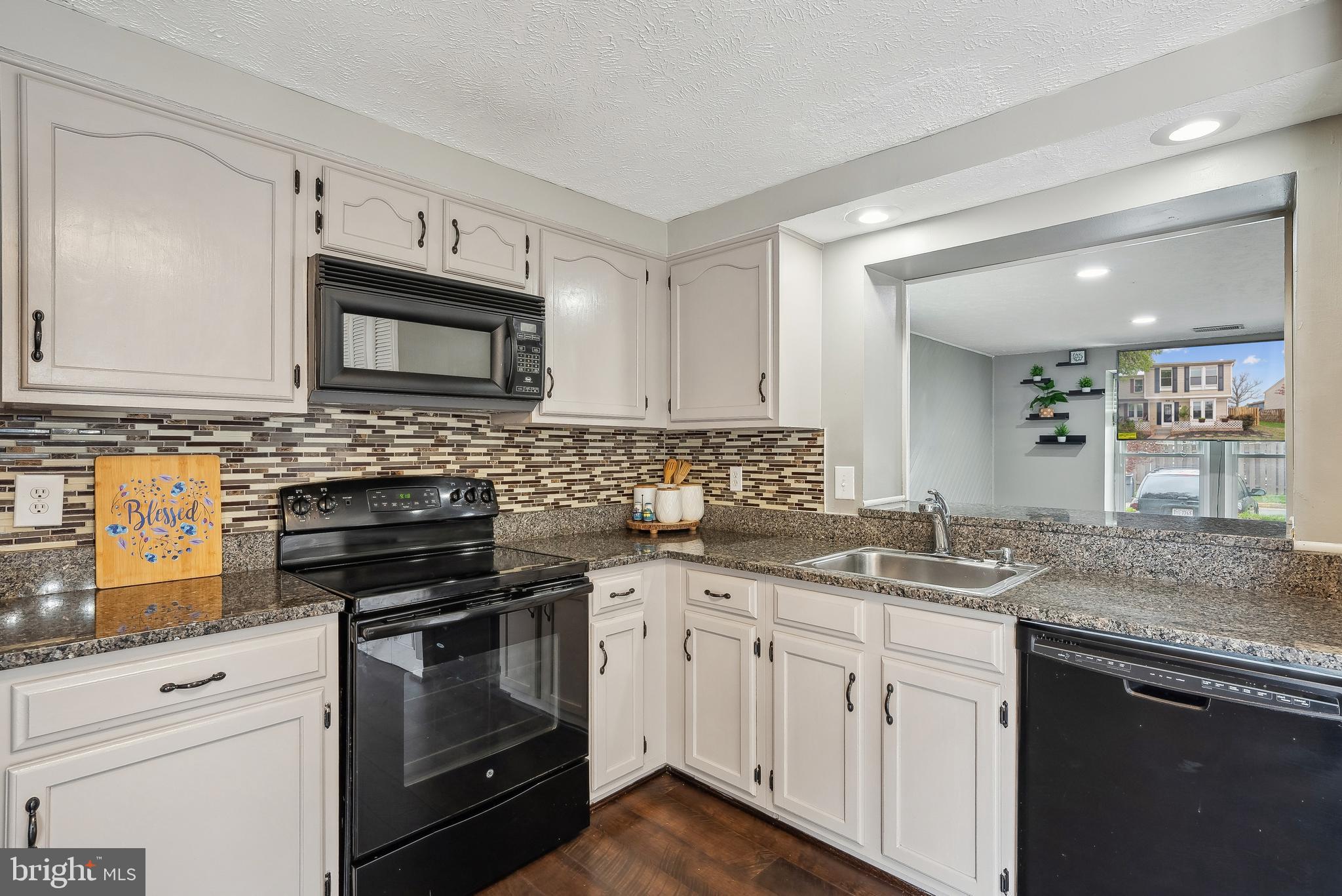 STONERIDGE II - Residential