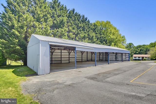 1584 DEER PARK ROAD