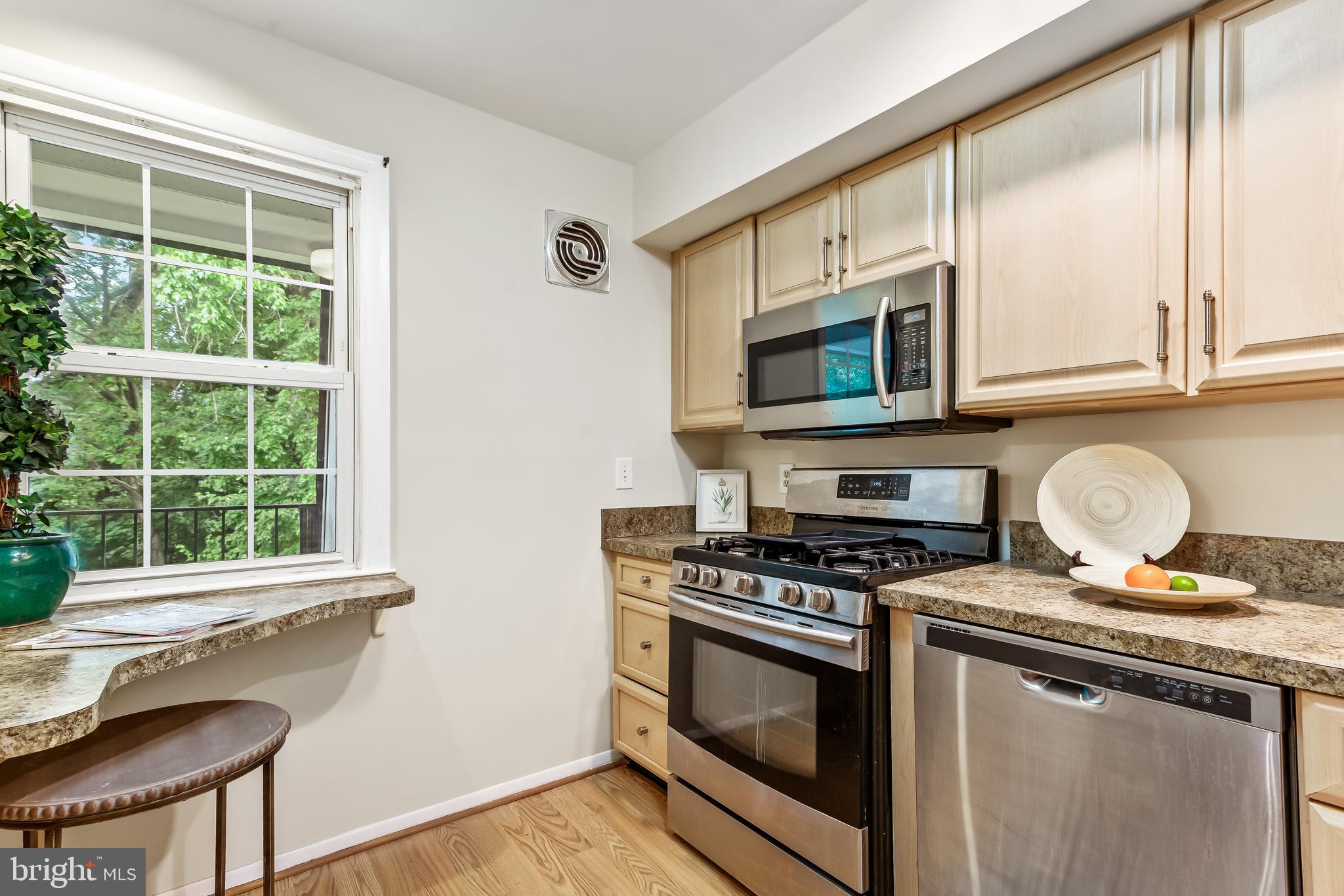 VILLAGES AT HOMELAND - Residential