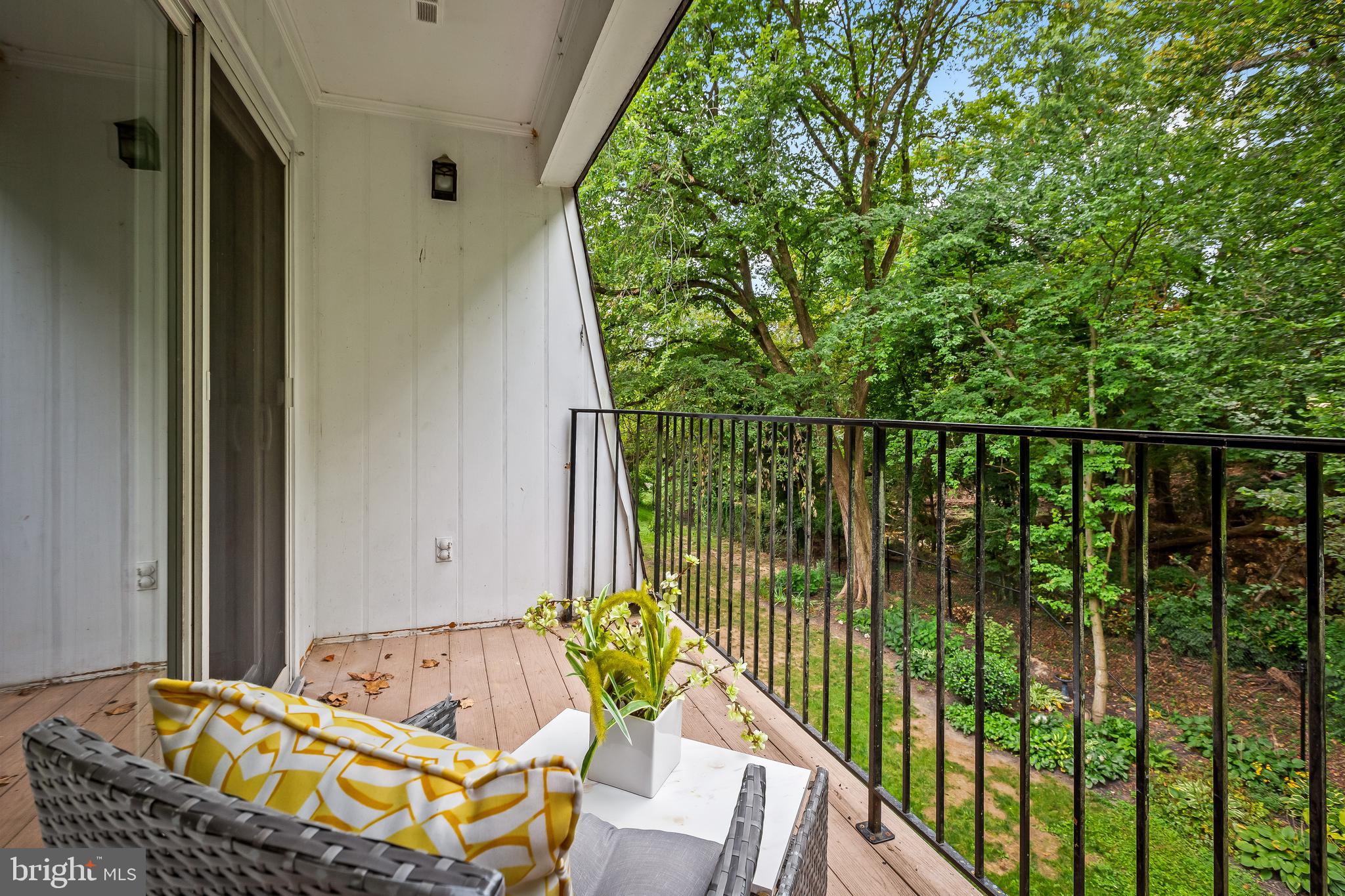 VILLAGES AT HOMELAND - Residential