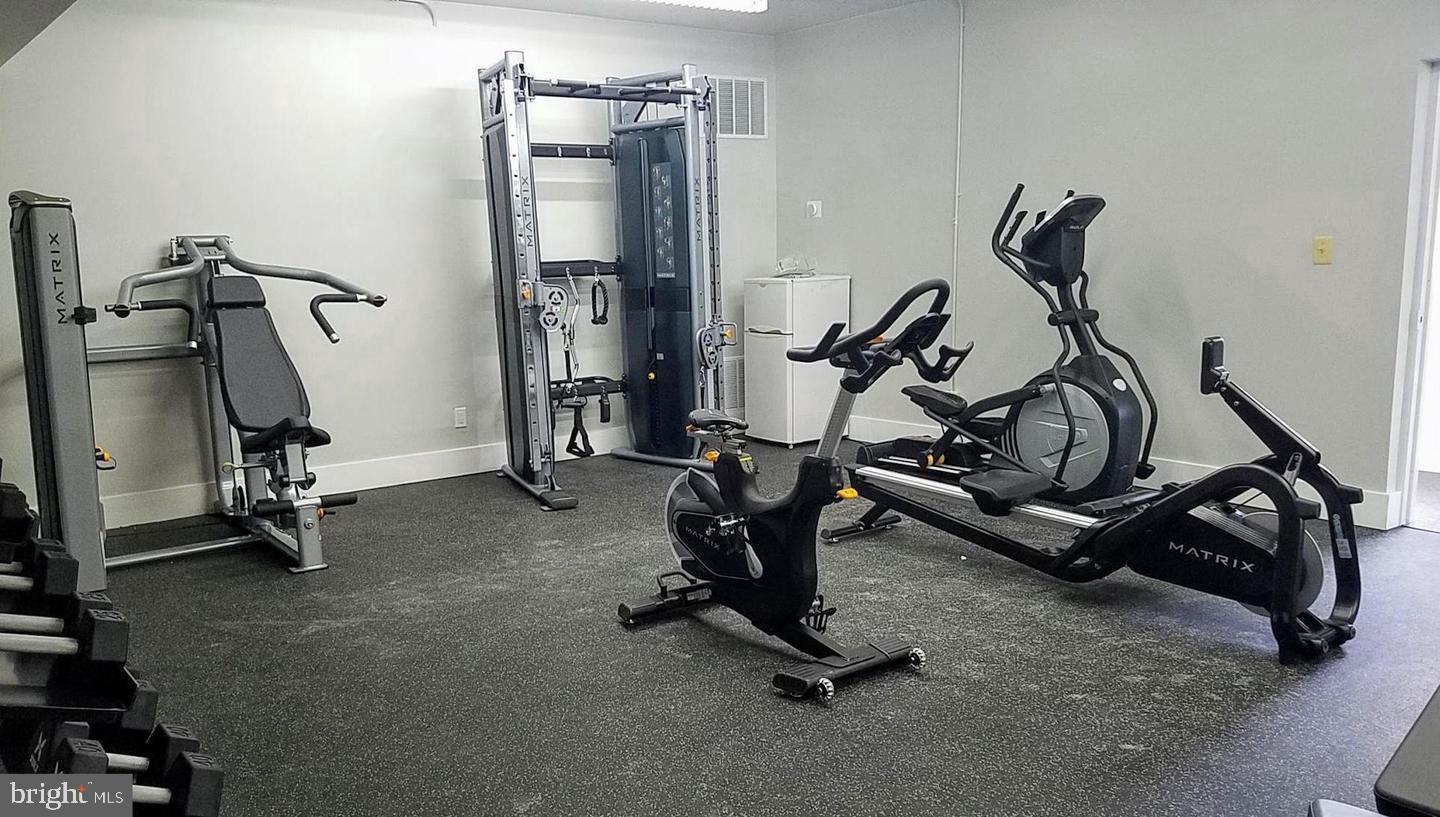 VILLAGES AT HOMELAND - Residential