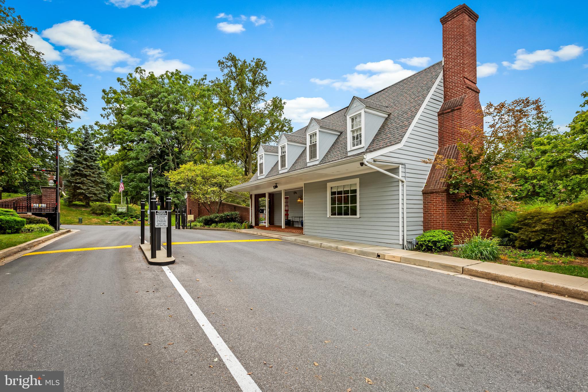 VILLAGES AT HOMELAND - Residential