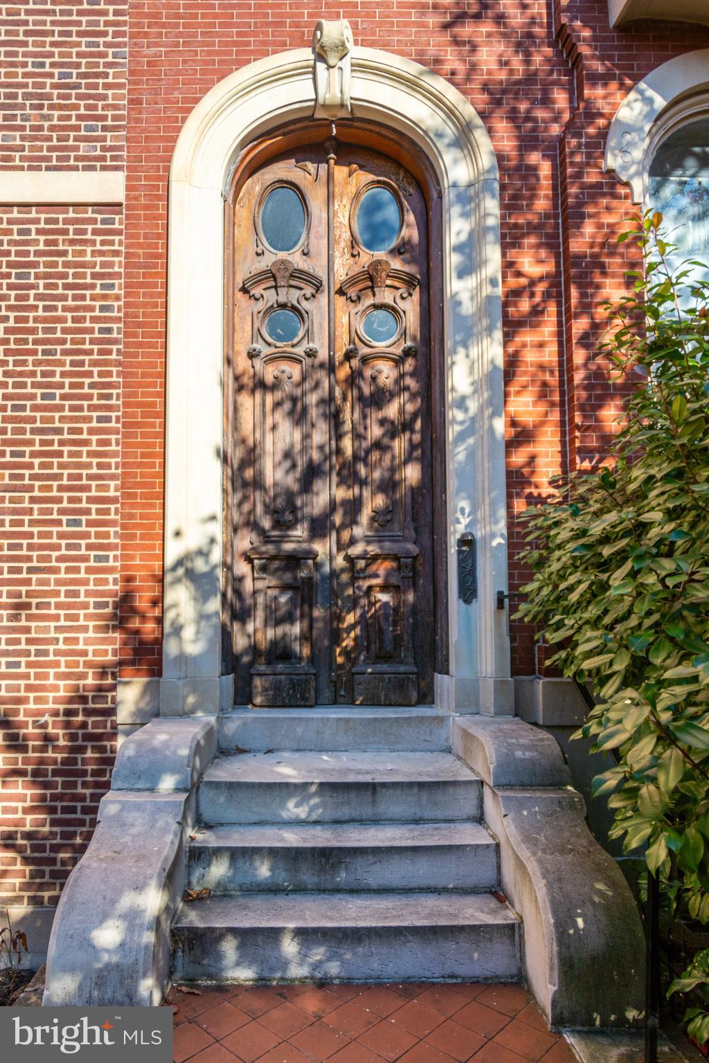 BOLTON HILL HISTORIC DISTRICT - Commercial Sale