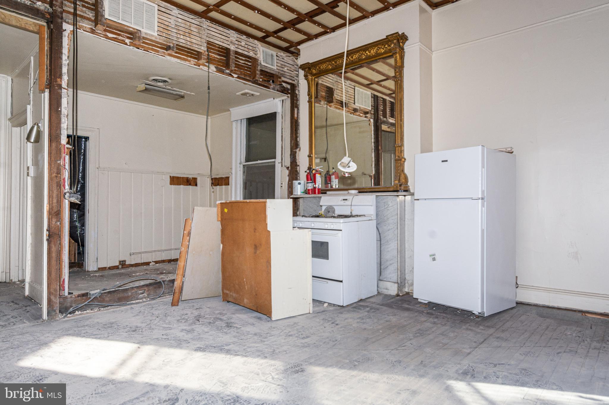 BOLTON HILL HISTORIC DISTRICT - Commercial Sale