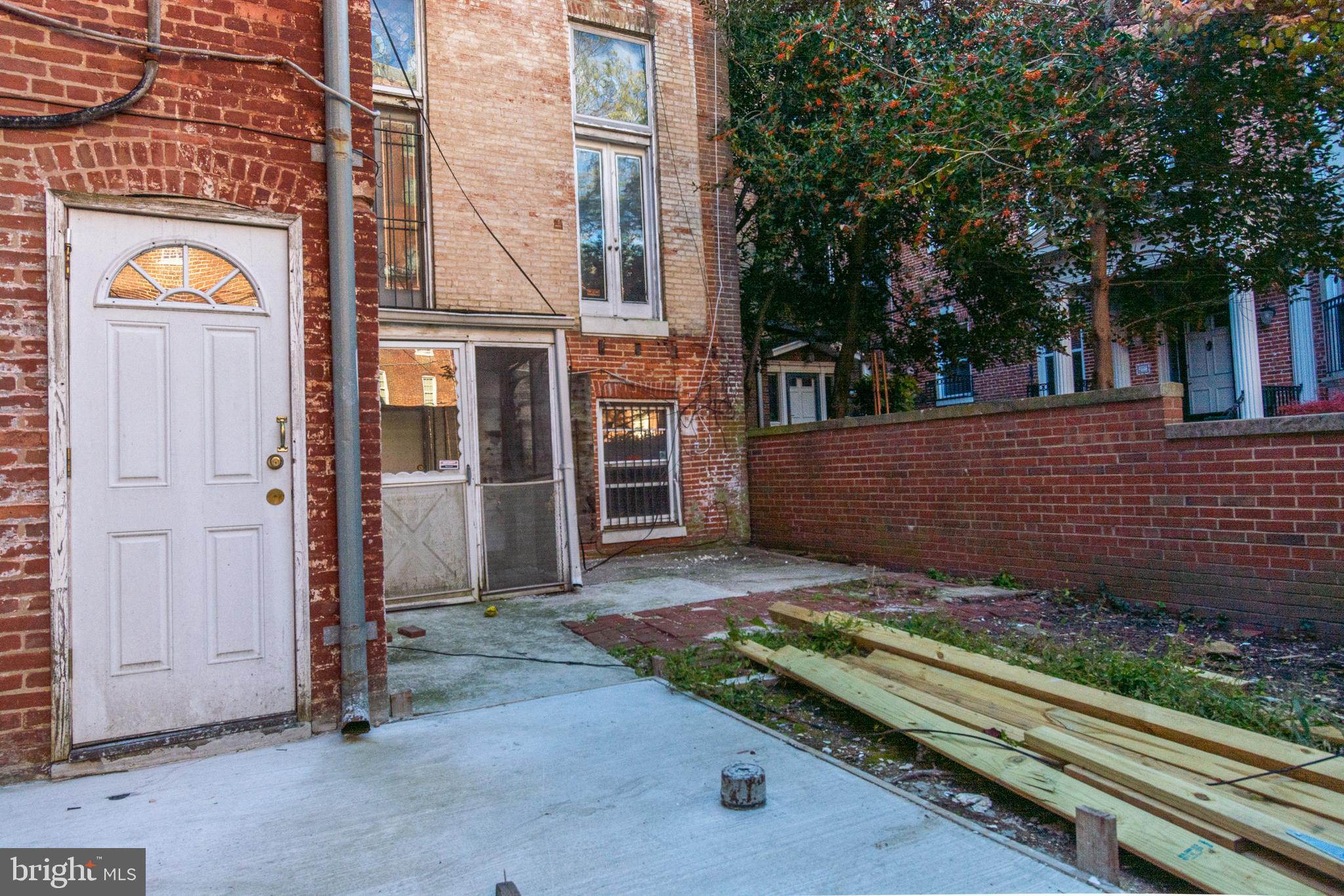 BOLTON HILL HISTORIC DISTRICT - Commercial Sale