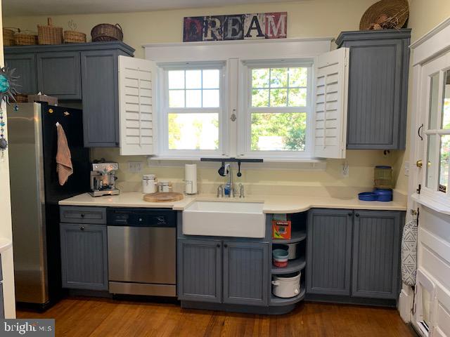 COLLEGE HEIGHTS - Residential