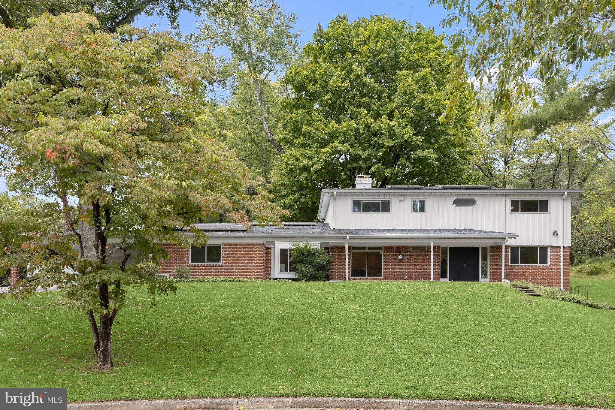 118 SWANHILL COURT