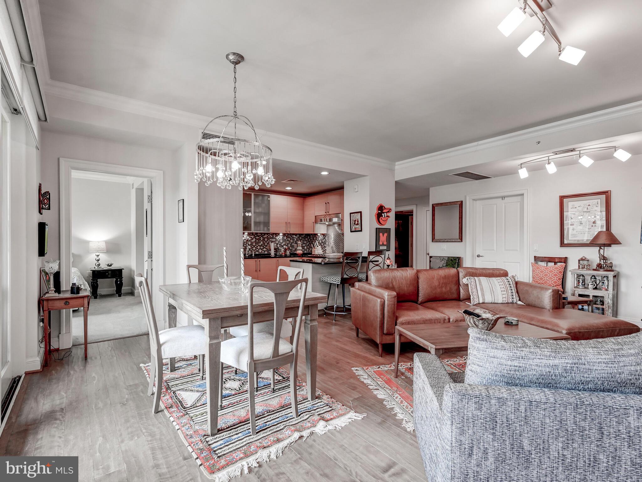 THE RITZ-CARLTON RESIDENCES - Residential