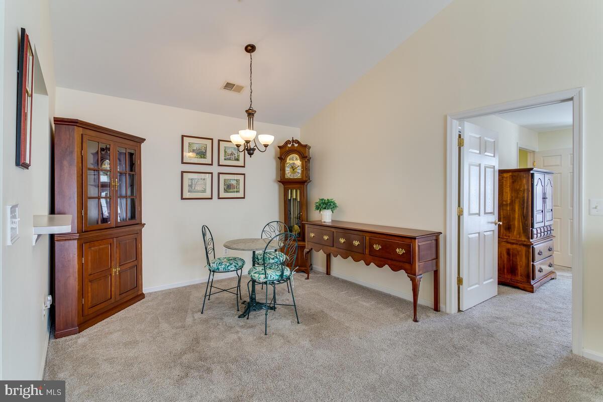 WINIFRED MANOR - Residential