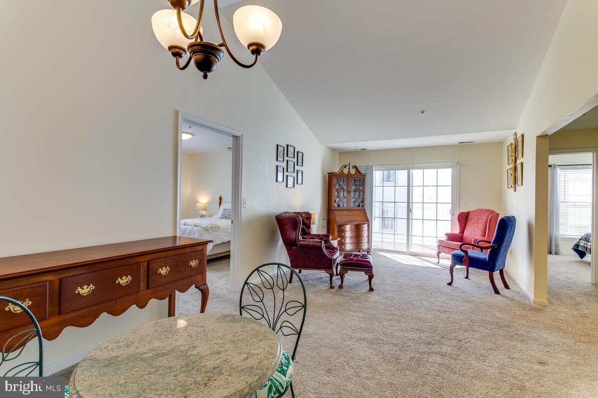 WINIFRED MANOR - Residential