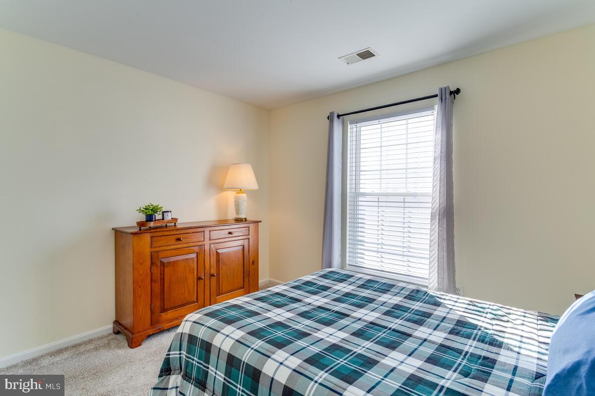 WINIFRED MANOR - Residential