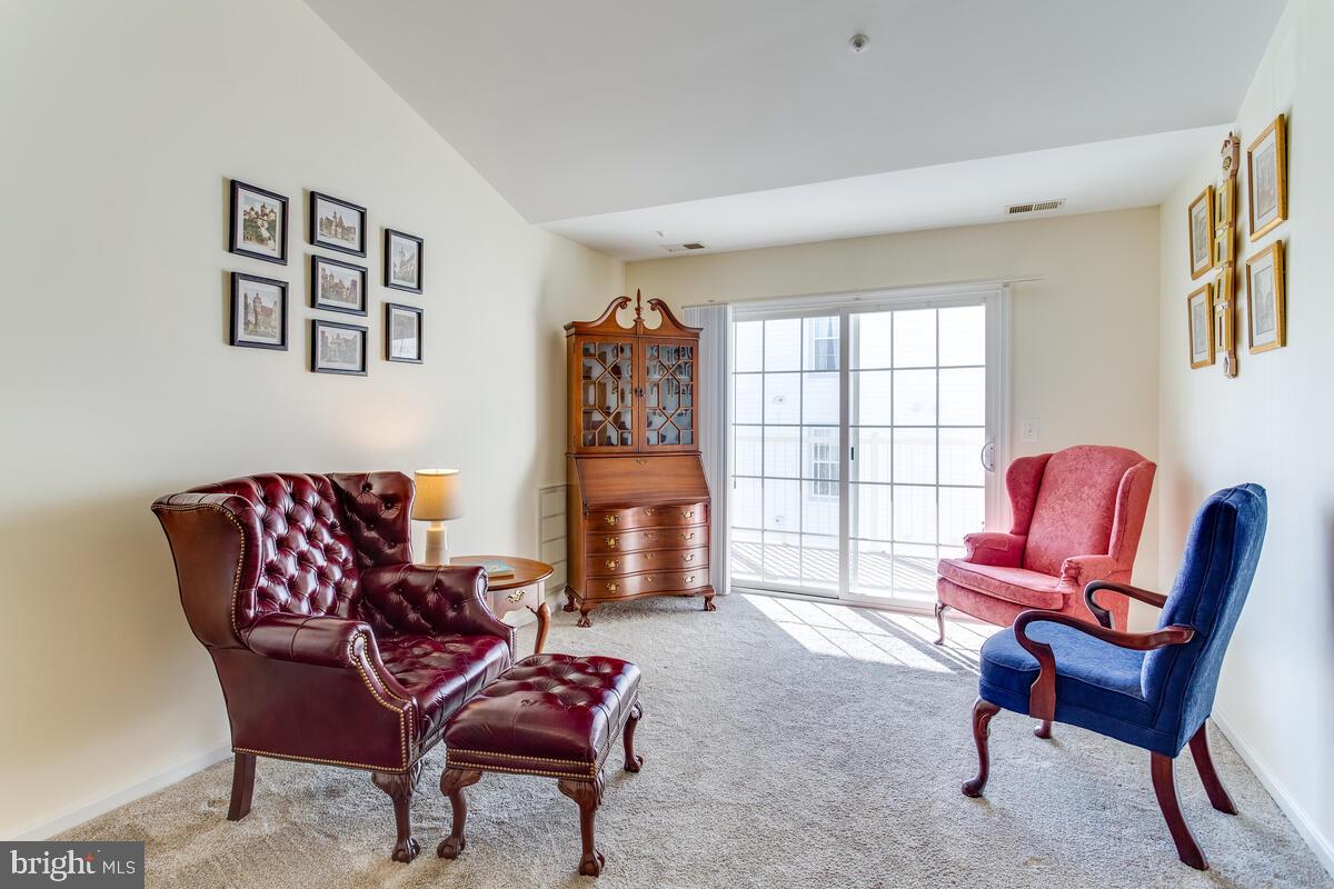 WINIFRED MANOR - Residential