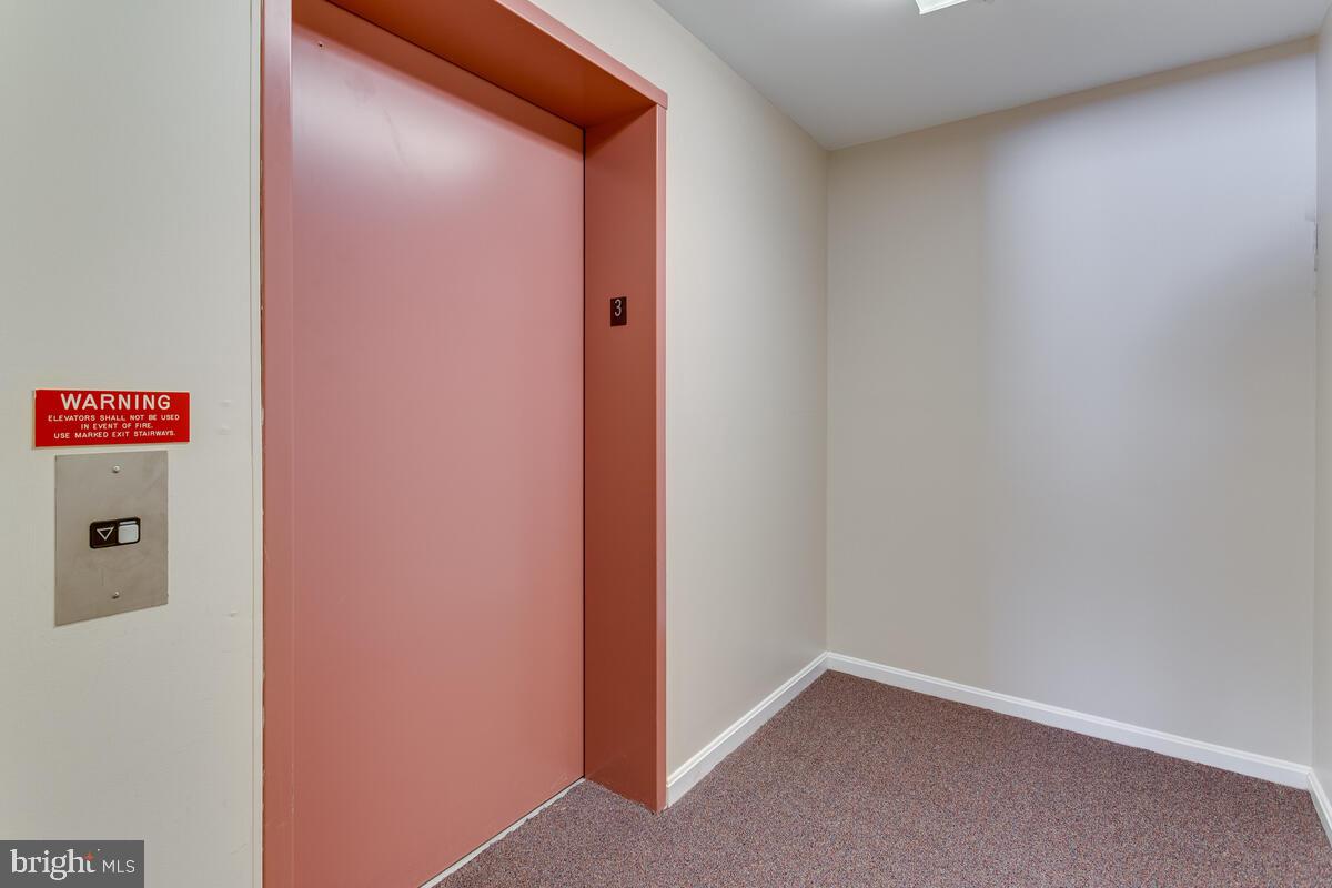 WINIFRED MANOR - Residential