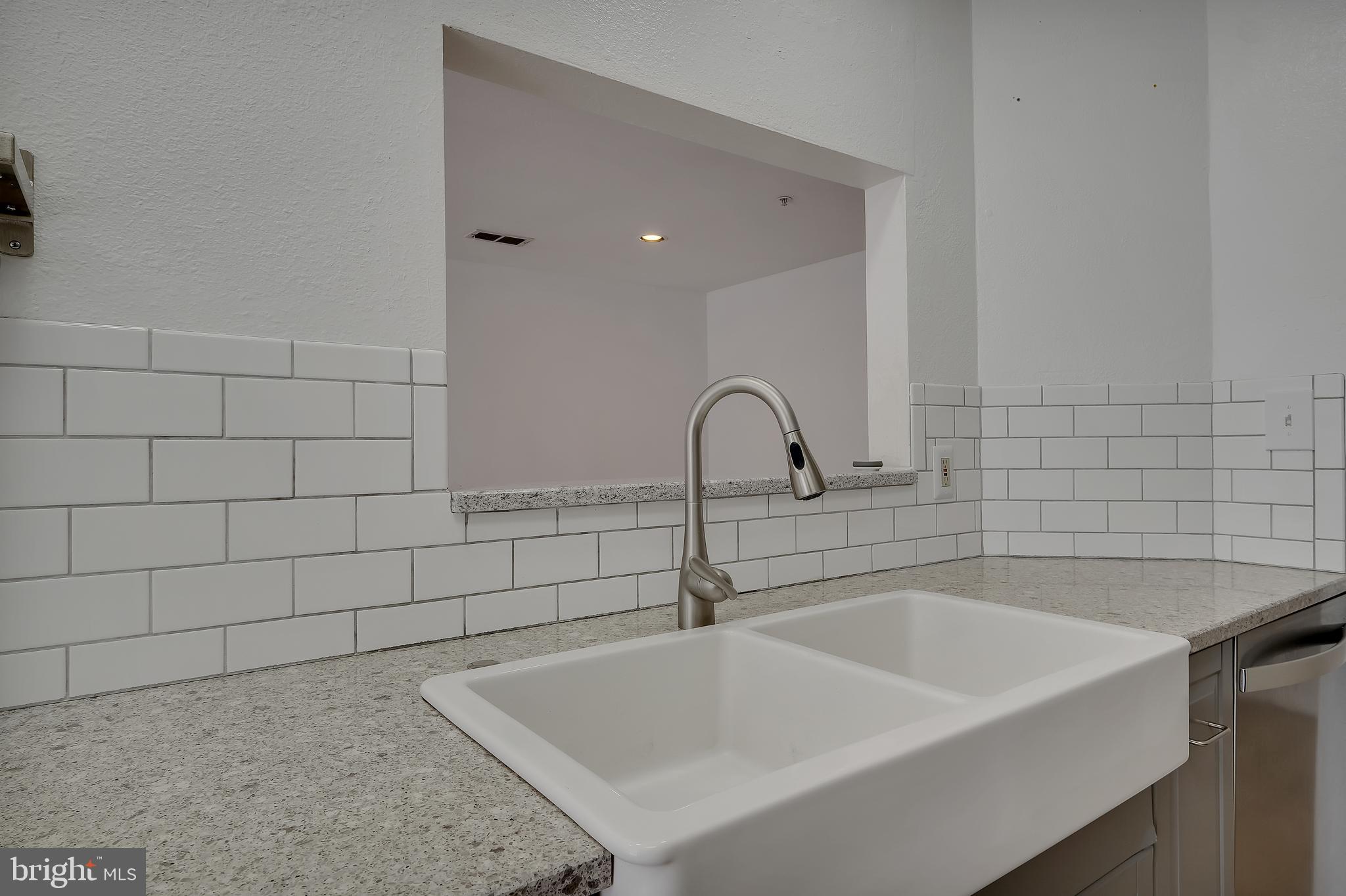 298 CANTERBURY ROAD D 298-D